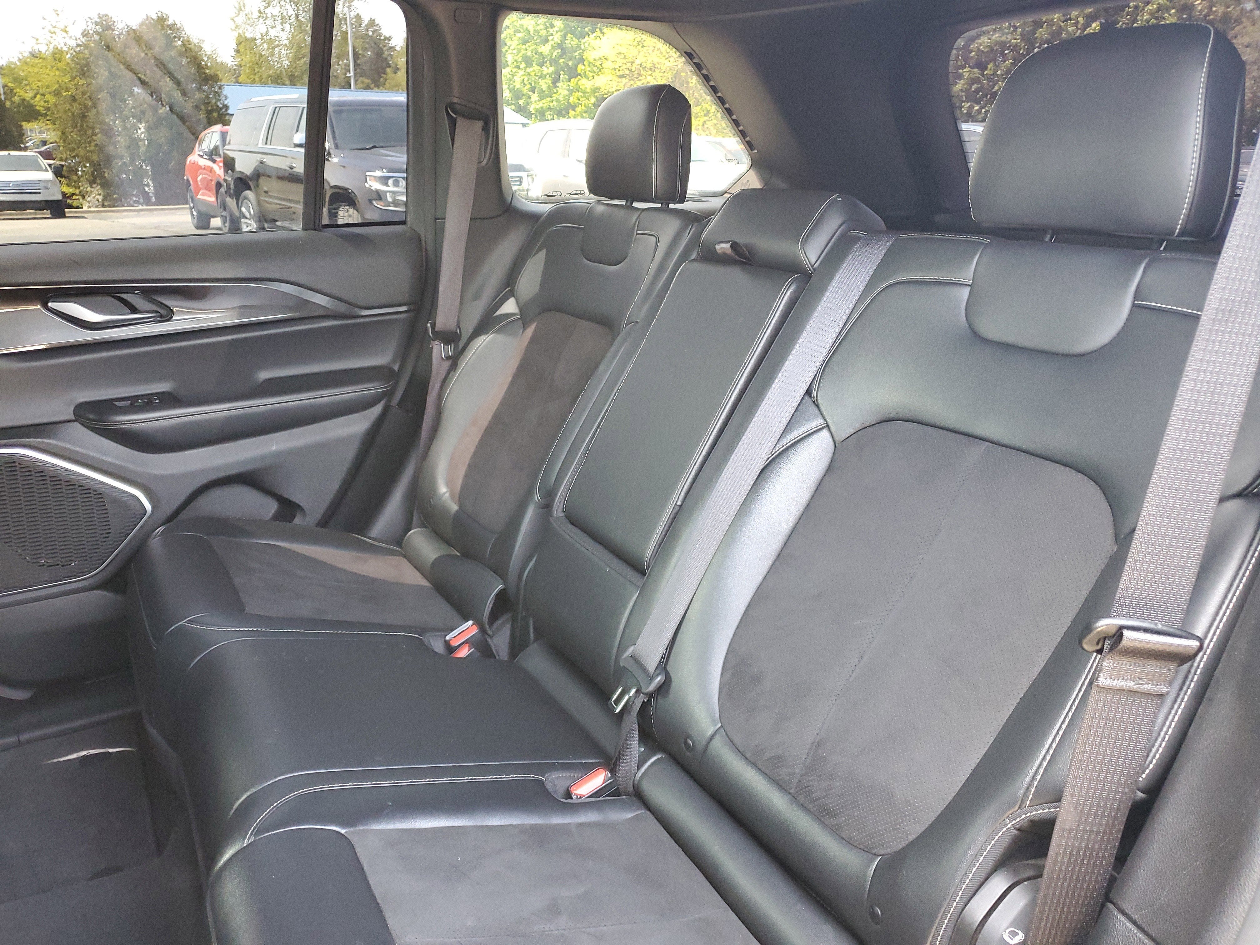 2022 Jeep Grand Cherokee Altitude 4x4