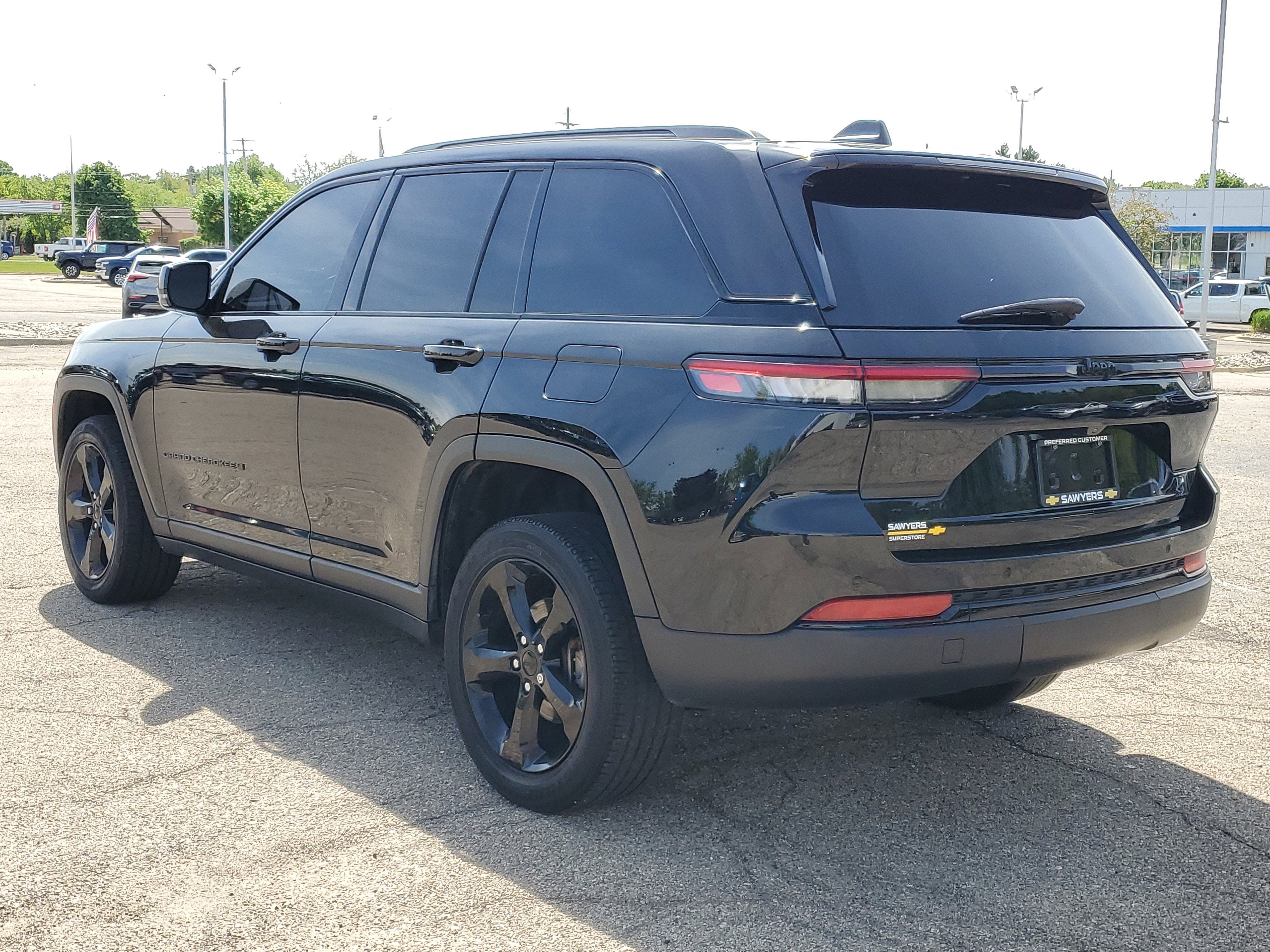 2022 Jeep Grand Cherokee Altitude 4x4