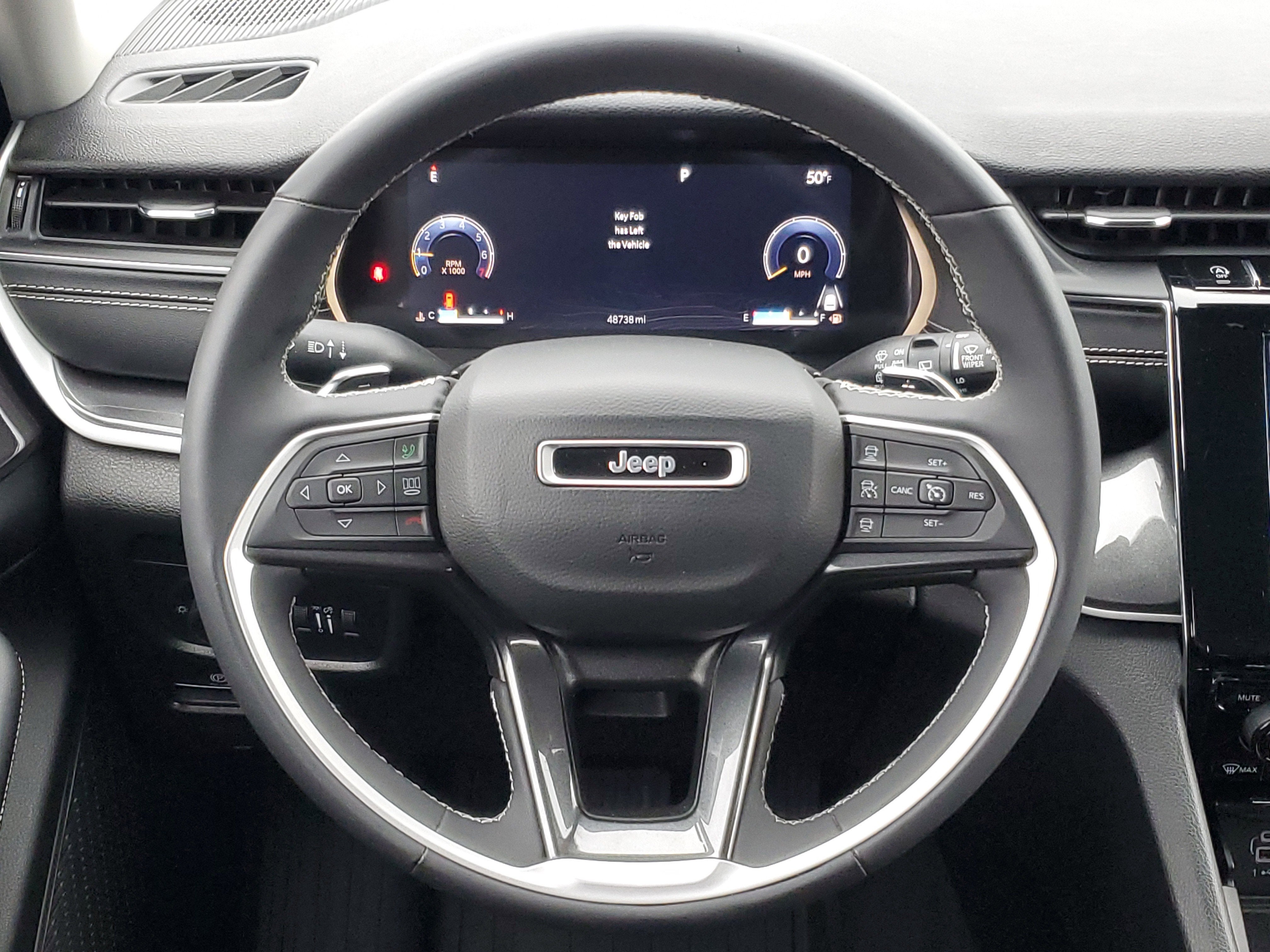 2023 Jeep Grand Cherokee L Laredo 4x4