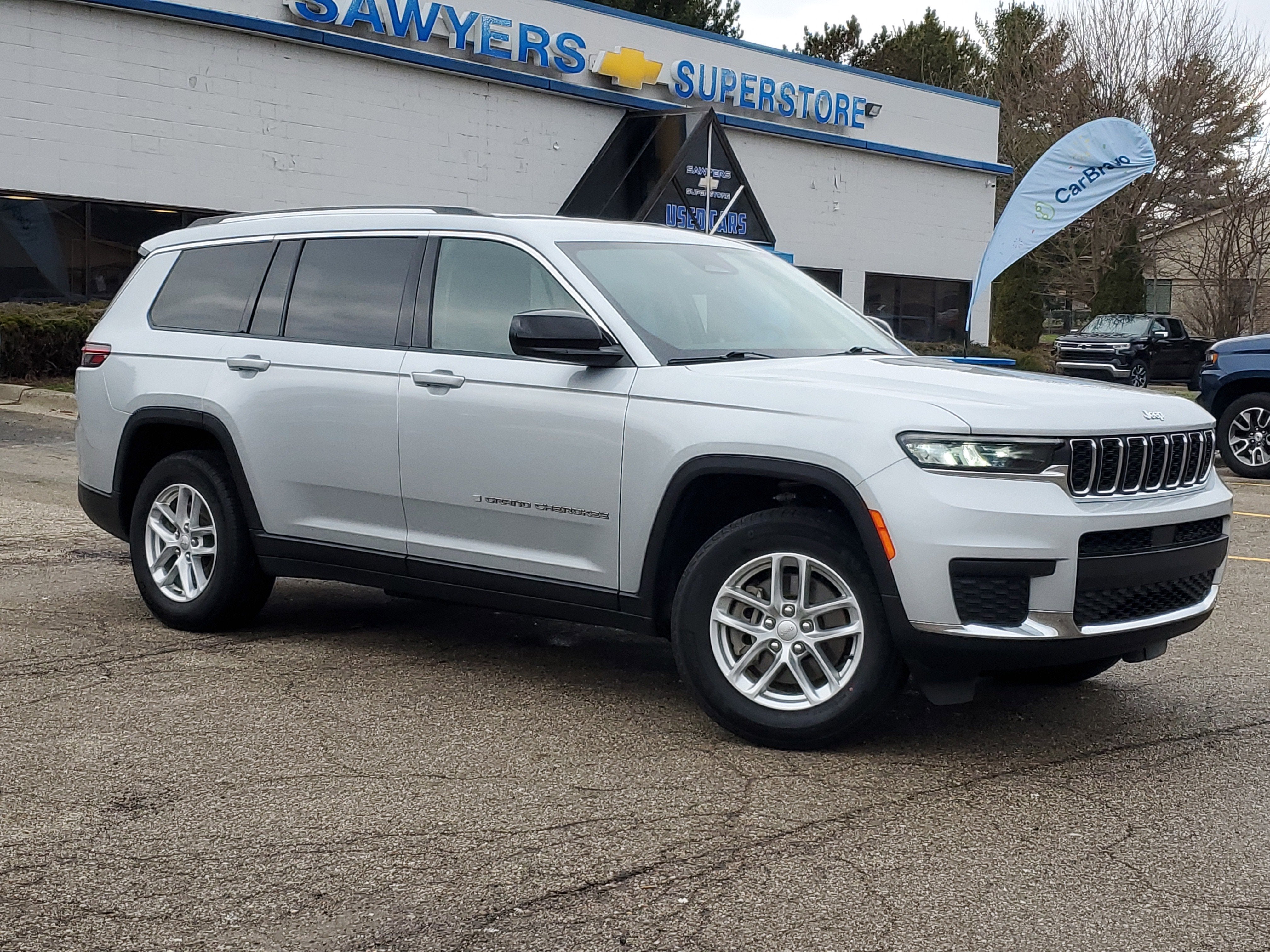 2023 Jeep Grand Cherokee L Laredo 4x4
