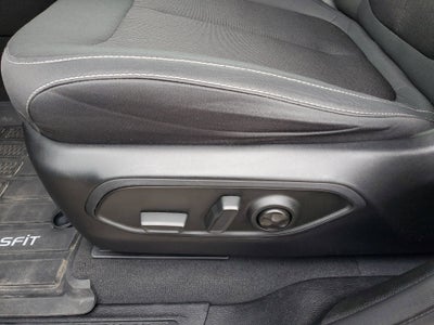 2023 Jeep Grand Cherokee L Laredo 4x4