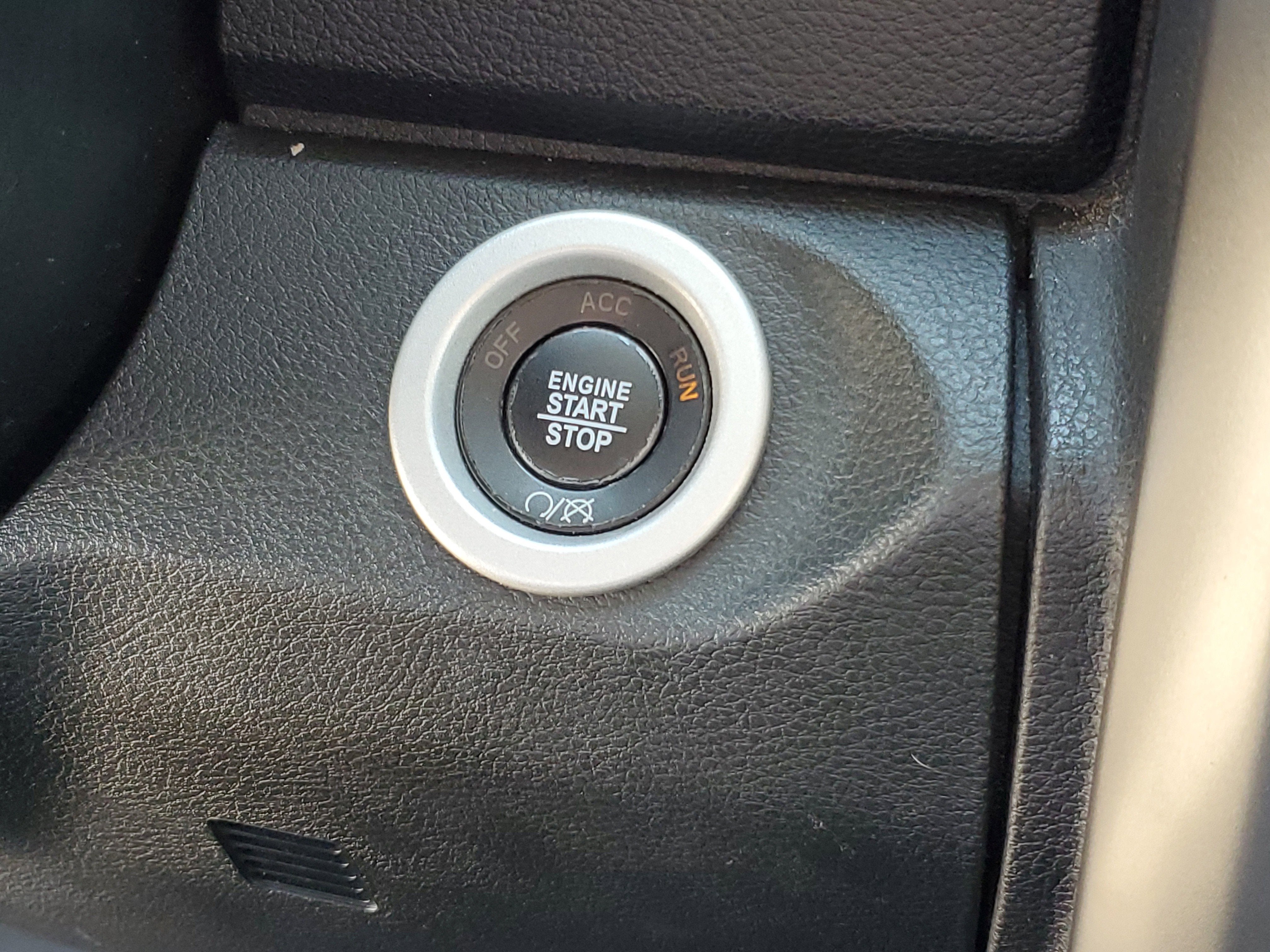 2018 RAM 1500 Sport