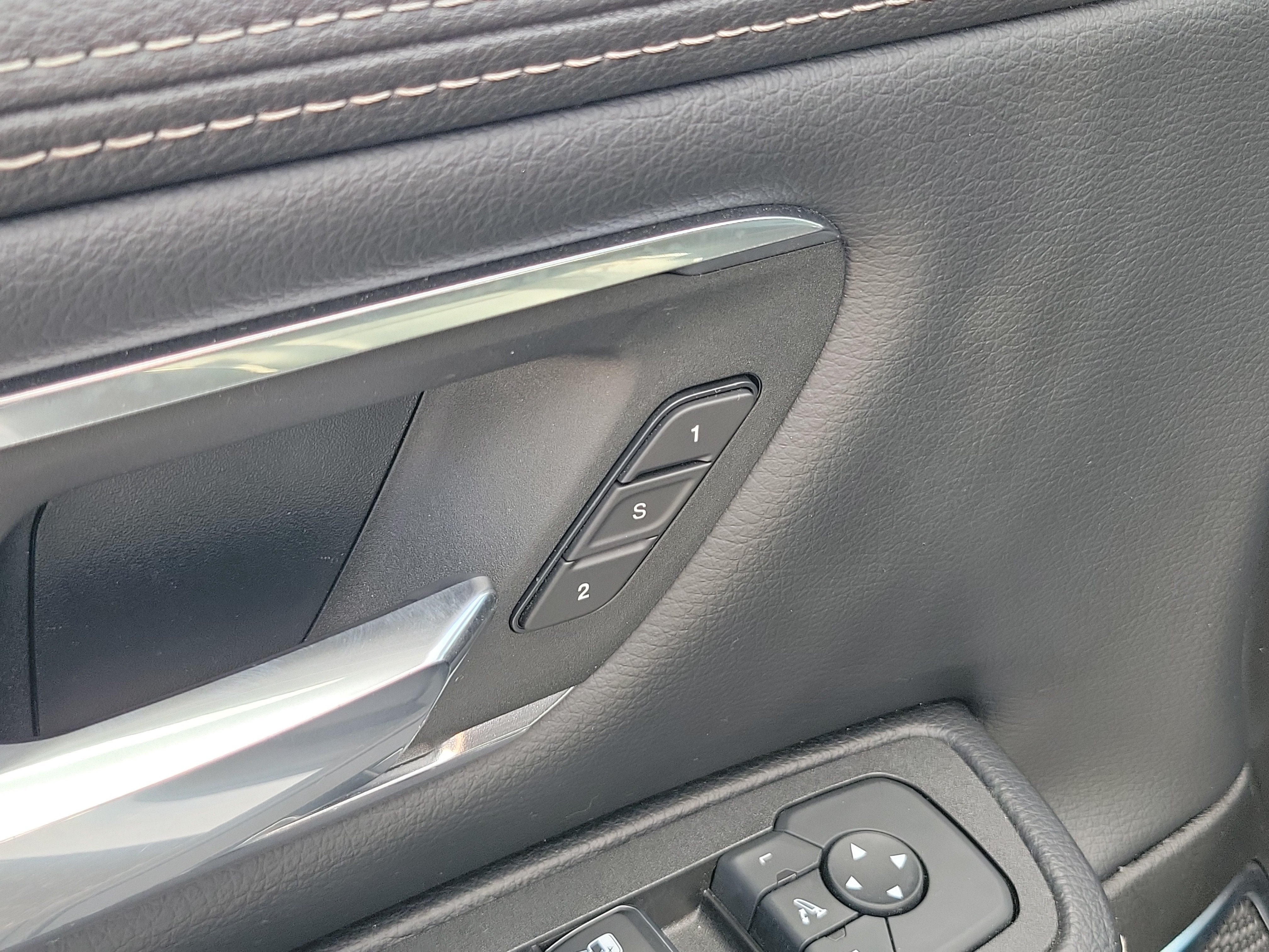 2025 RAM 1500 Laramie Crew Cab 4x4 5'7" Box