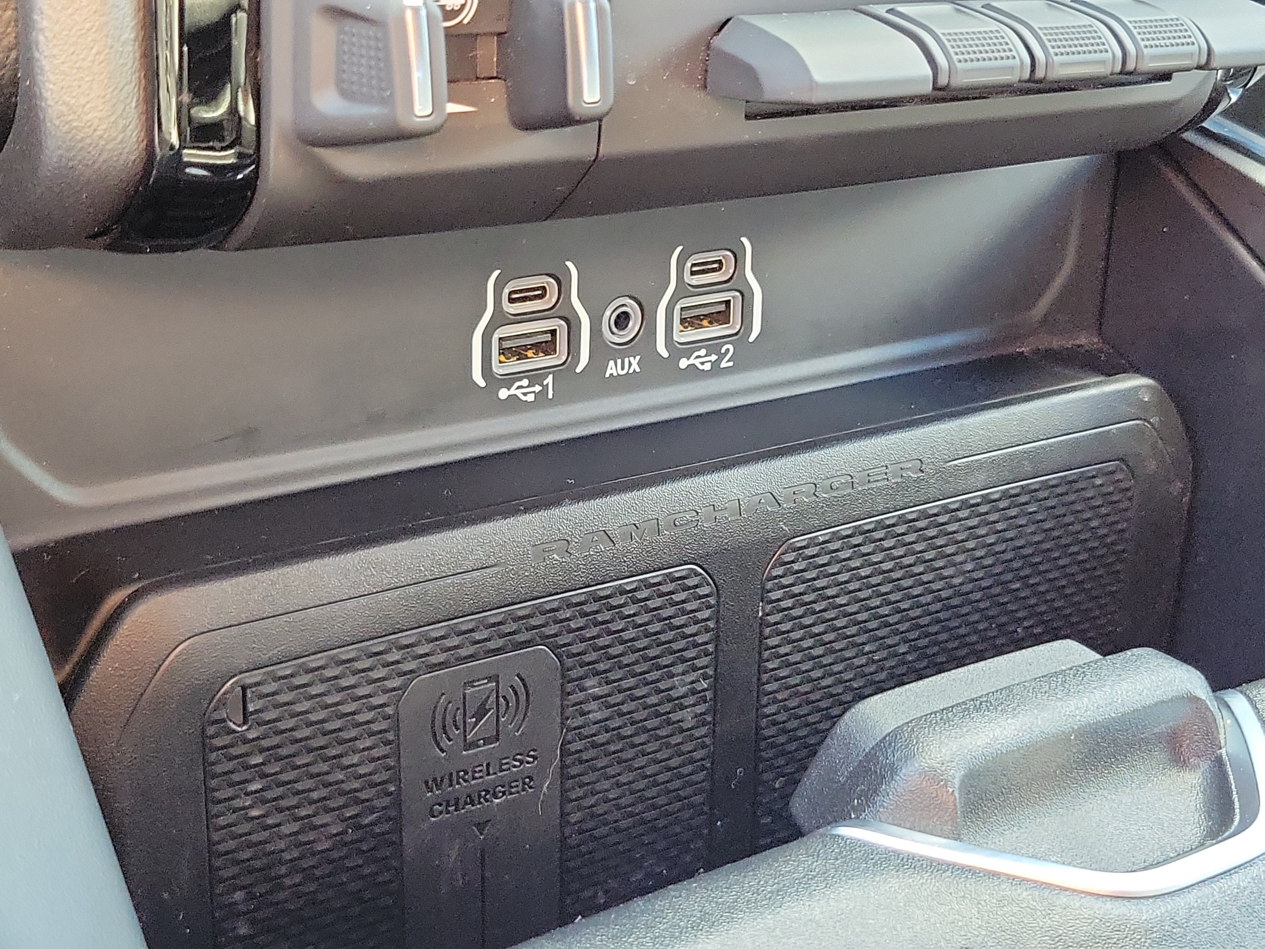 2025 RAM 1500 Laramie Crew Cab 4x4 5'7" Box