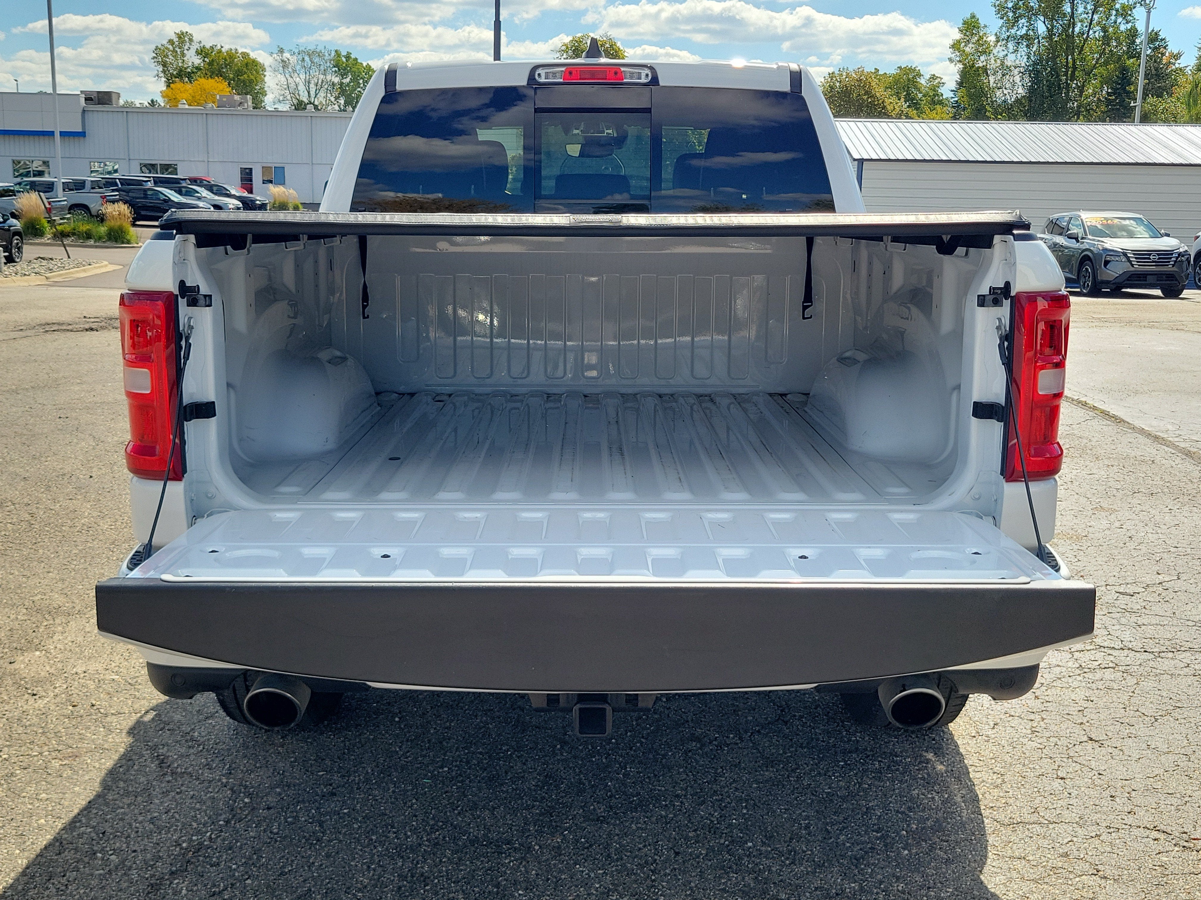 2025 RAM 1500 Laramie Crew Cab 4x4 5'7" Box
