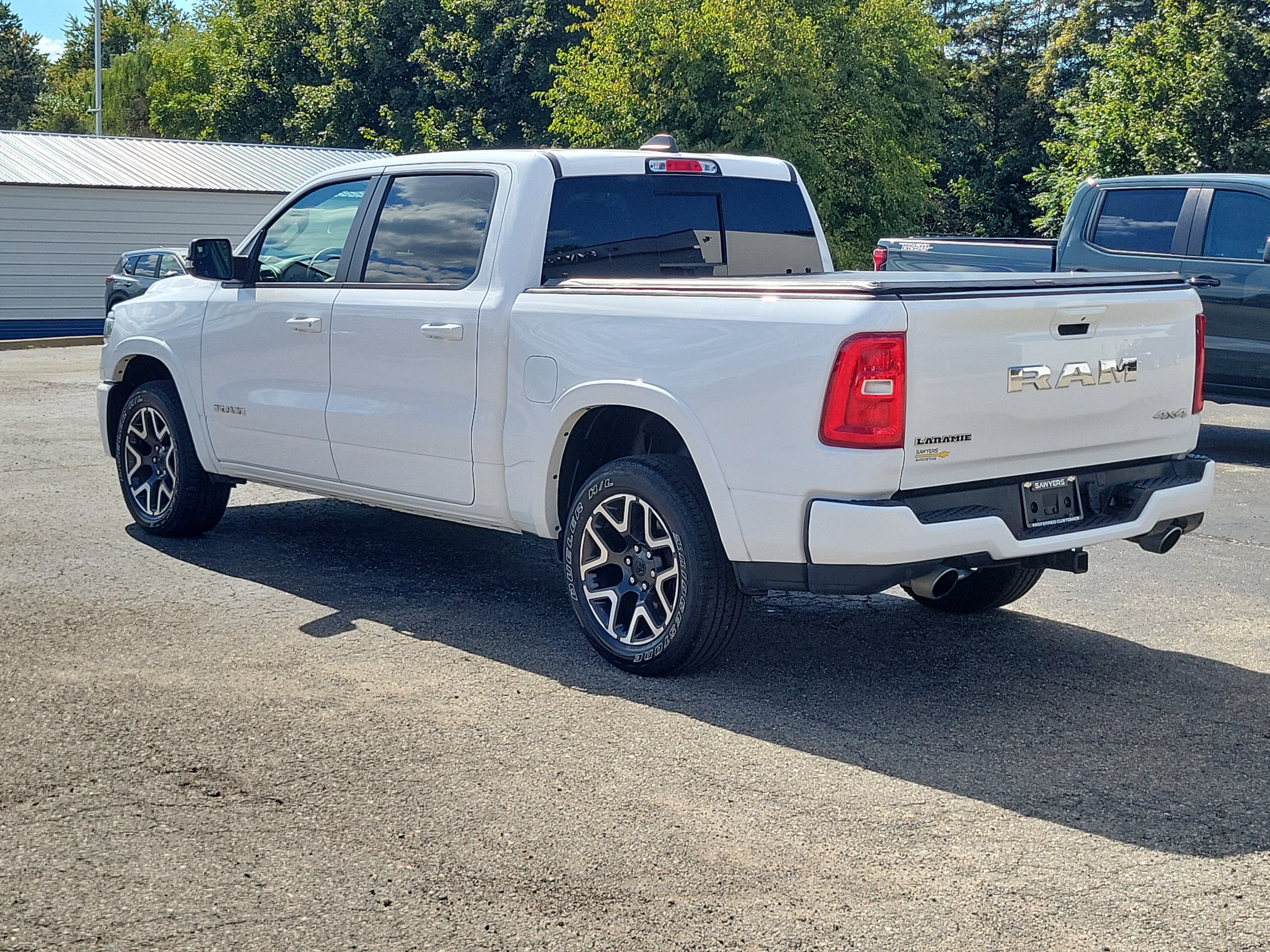 2025 RAM 1500 Laramie Crew Cab 4x4 5'7" Box