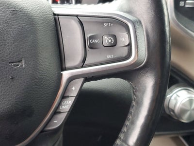 2019 RAM 1500 Laramie Crew Cab 4x4 5'7" Box