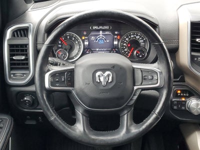 2019 RAM 1500 Laramie Crew Cab 4x4 5'7" Box