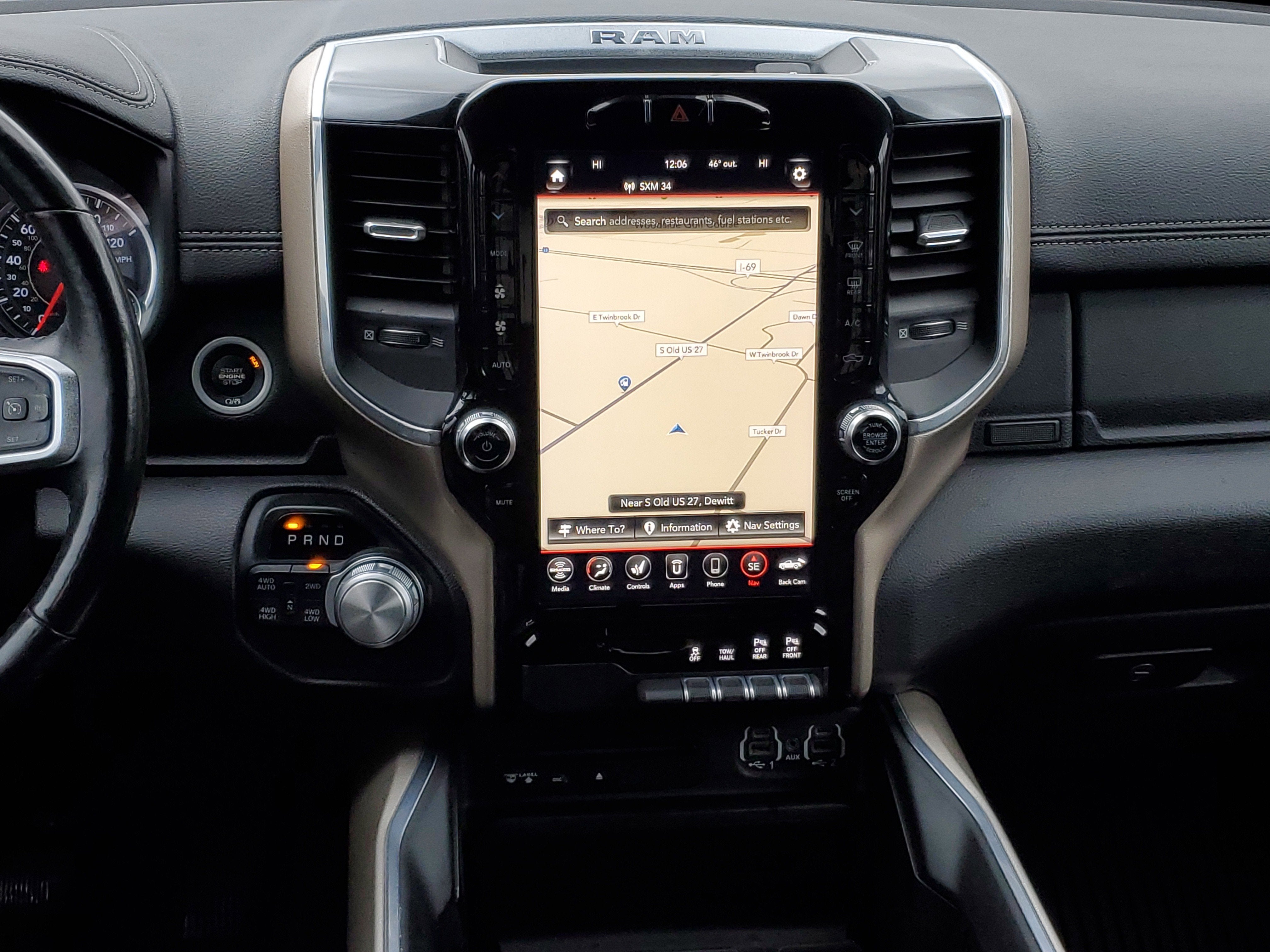 2019 RAM 1500 Laramie Crew Cab 4x4 5'7" Box