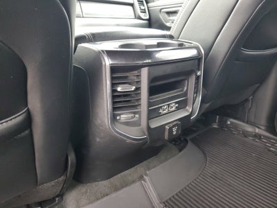 2019 RAM 1500 Laramie Crew Cab 4x4 5'7" Box