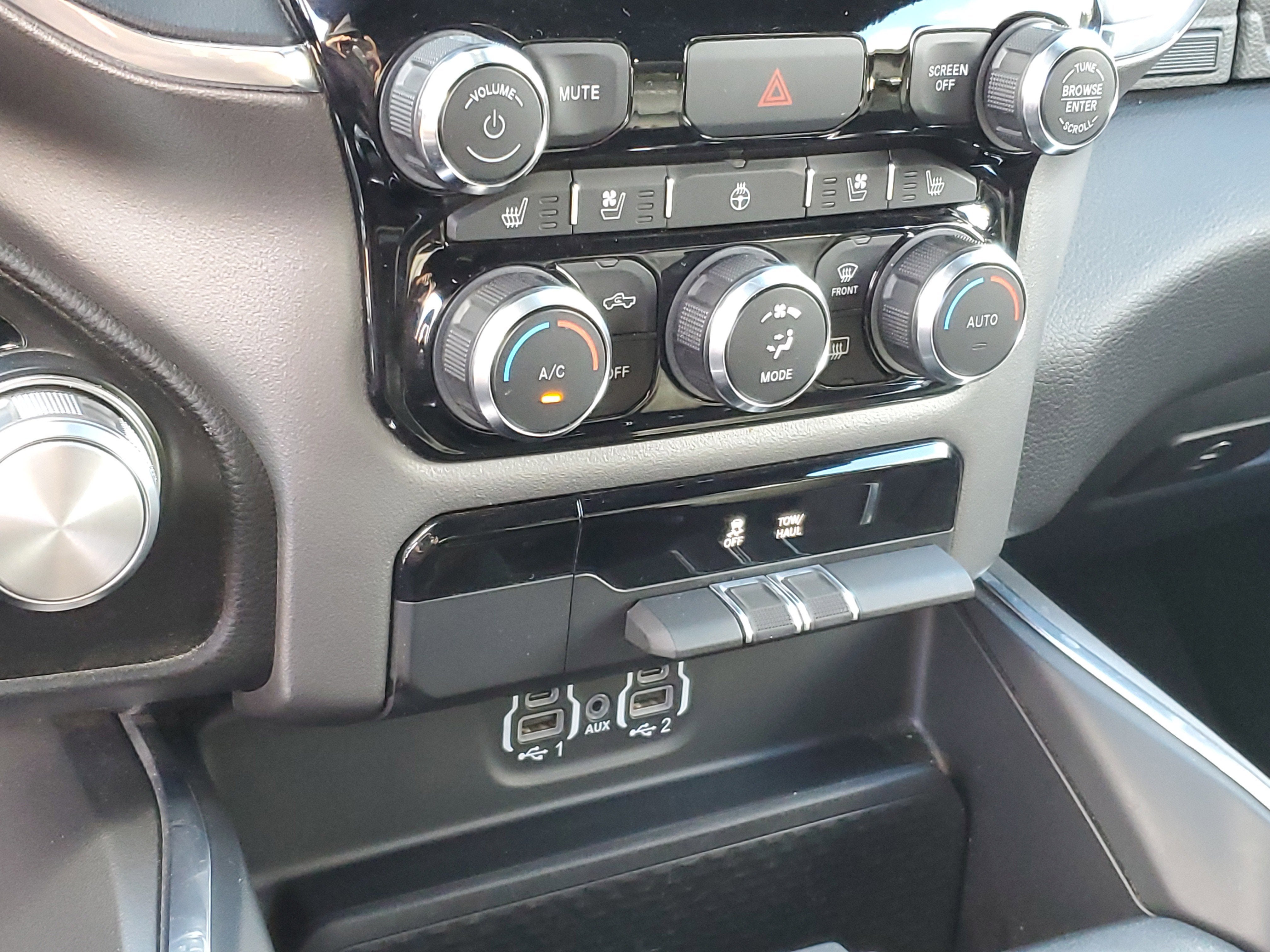 2024 RAM 1500 Laramie