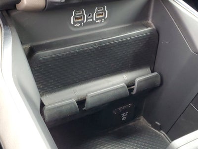 2020 RAM 1500 Laramie Crew Cab 4x4 5'7" Box