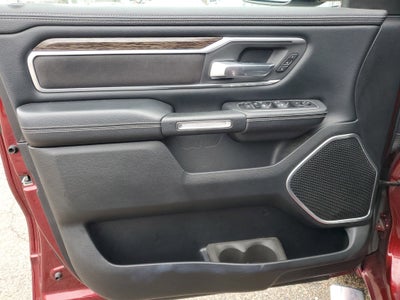 2020 RAM 1500 Laramie Crew Cab 4x4 5'7" Box