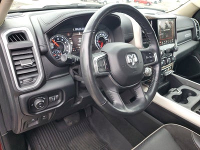 2020 RAM 1500 Laramie Crew Cab 4x4 5'7" Box