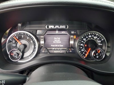 2020 RAM 1500 Laramie Crew Cab 4x4 5'7" Box