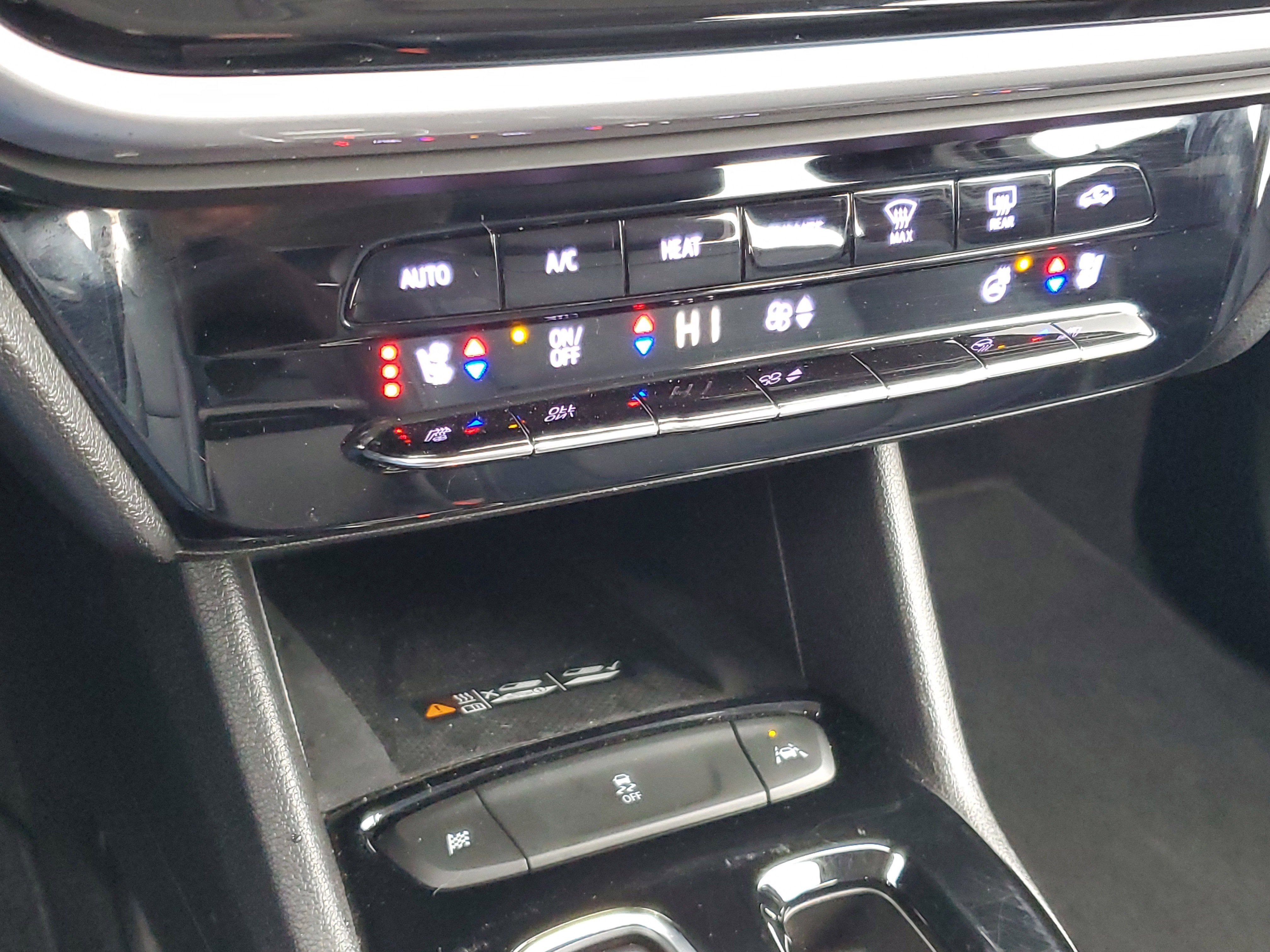 2022 Chevrolet Bolt EUV LT