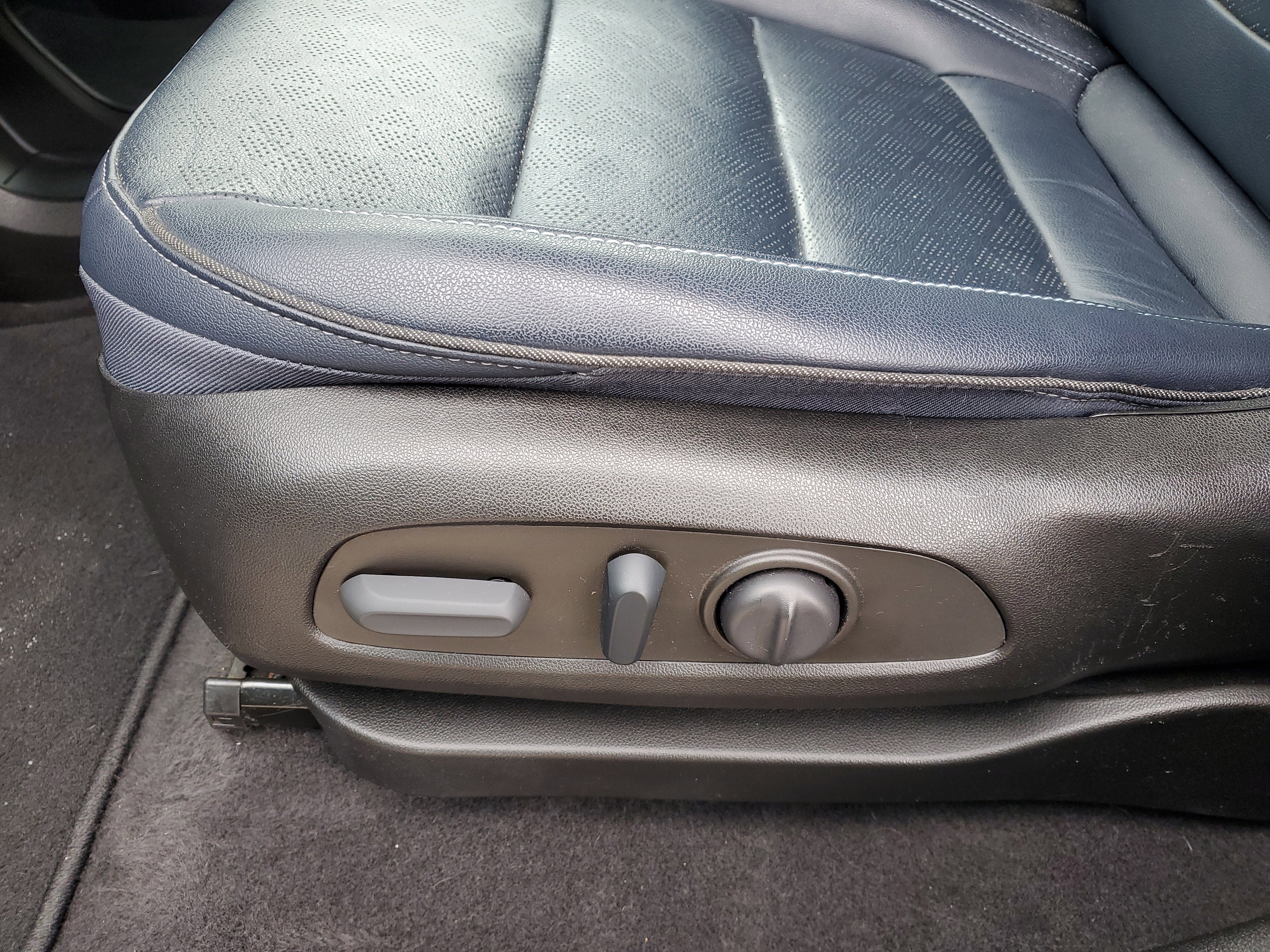 2022 Chevrolet Bolt EUV LT