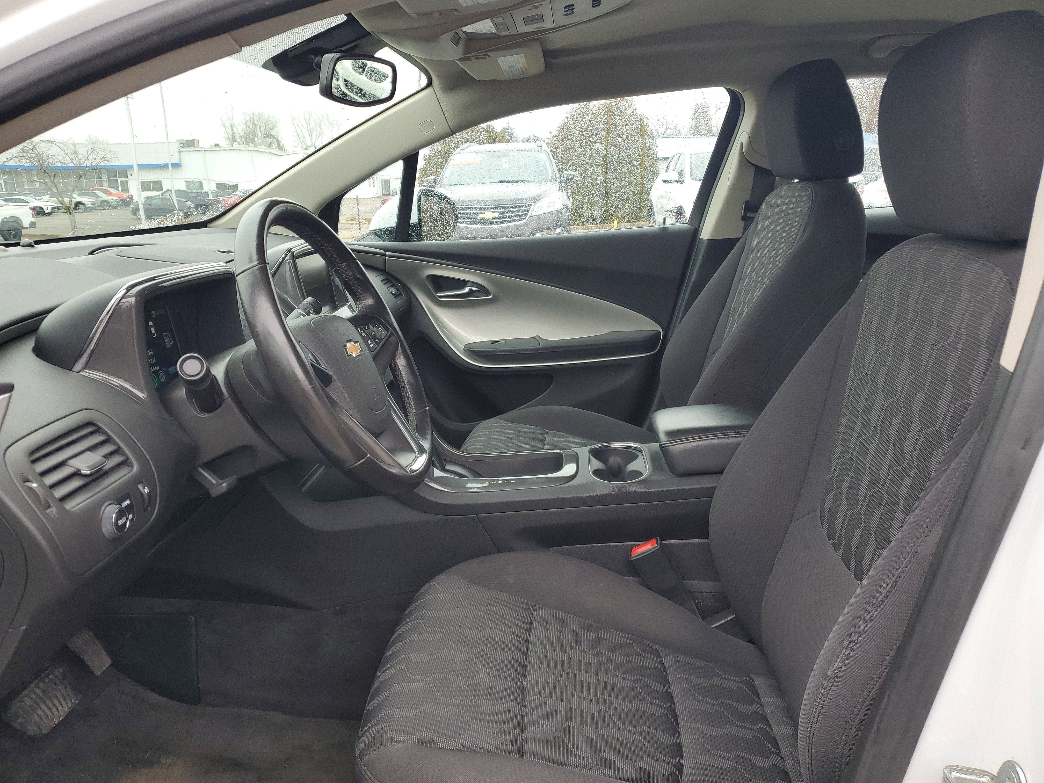 2015 Chevrolet Volt 5DR HB