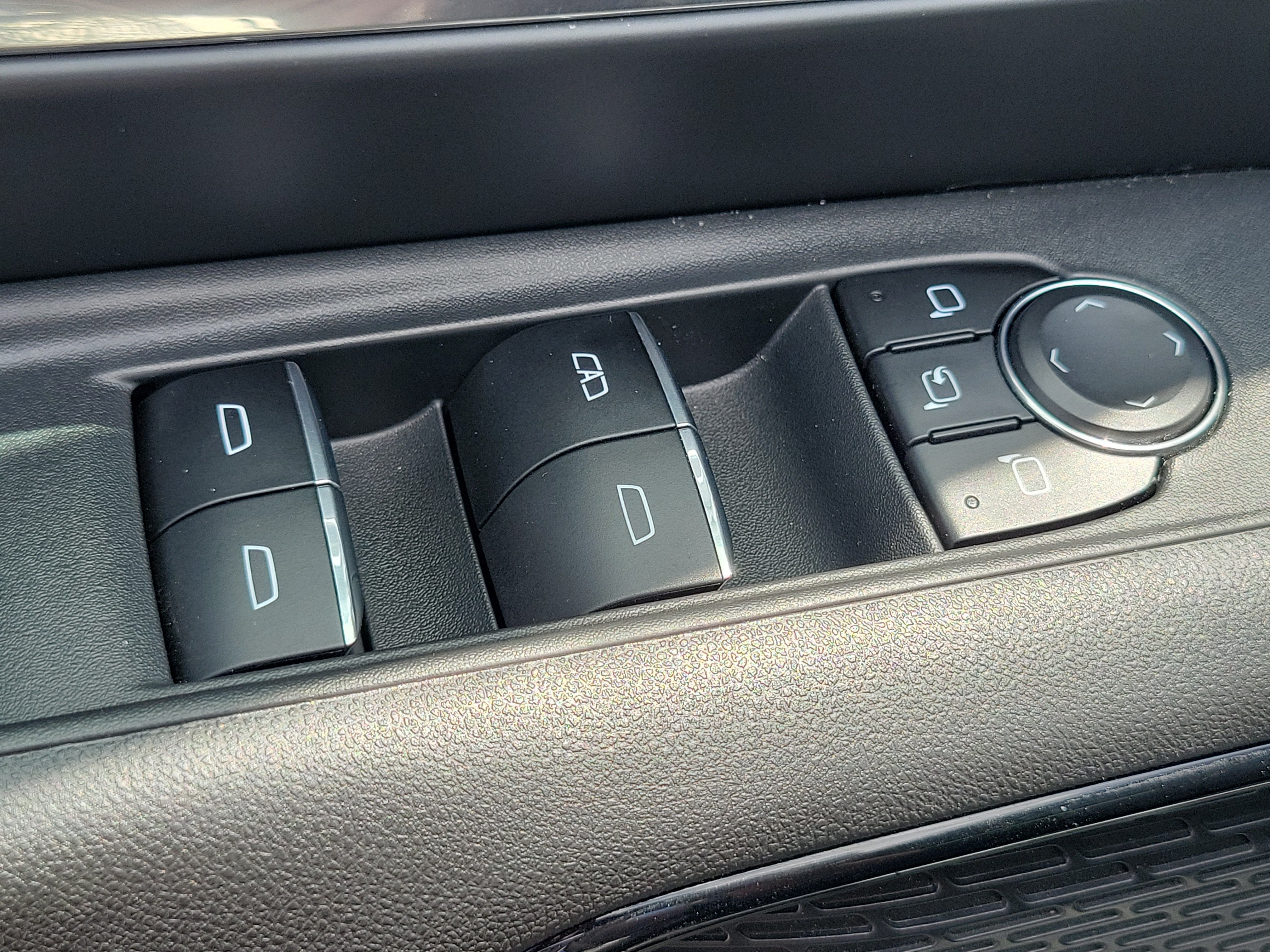 2026 Chevrolet Silverado EV LT - Max Range