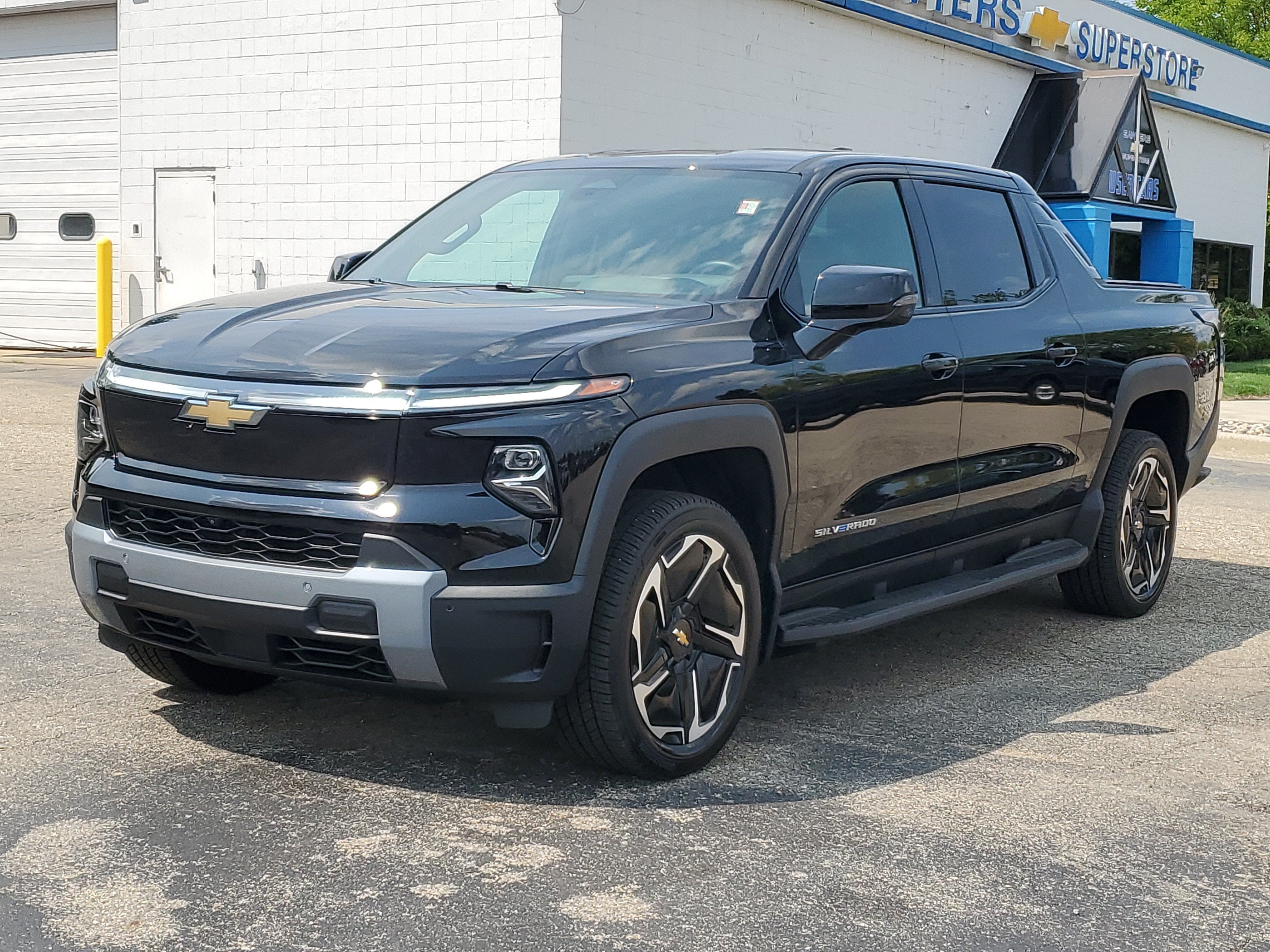 2026 Chevrolet Silverado EV LT - Max Range