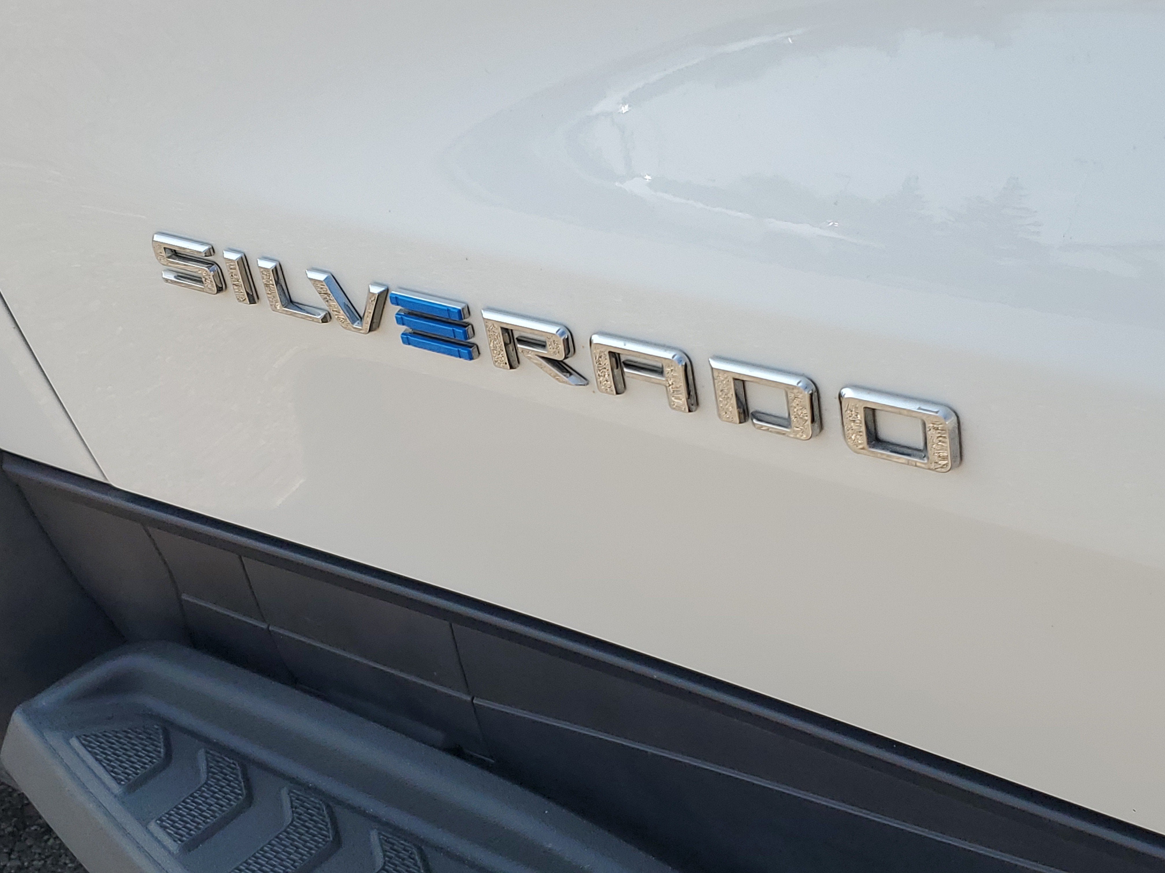 2026 Chevrolet Silverado EV LT - Max Range