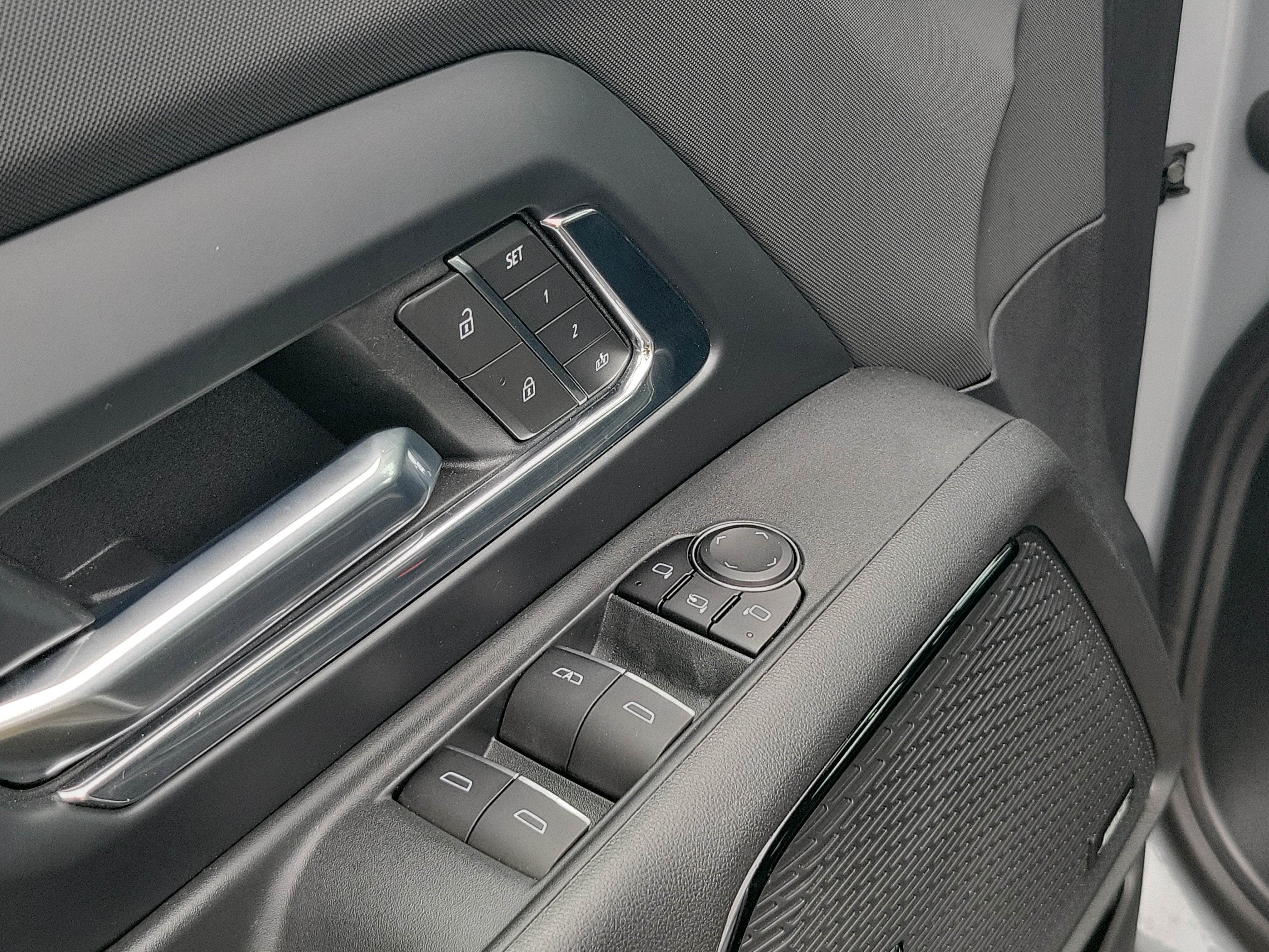 2026 Chevrolet Silverado EV LT - Max Range