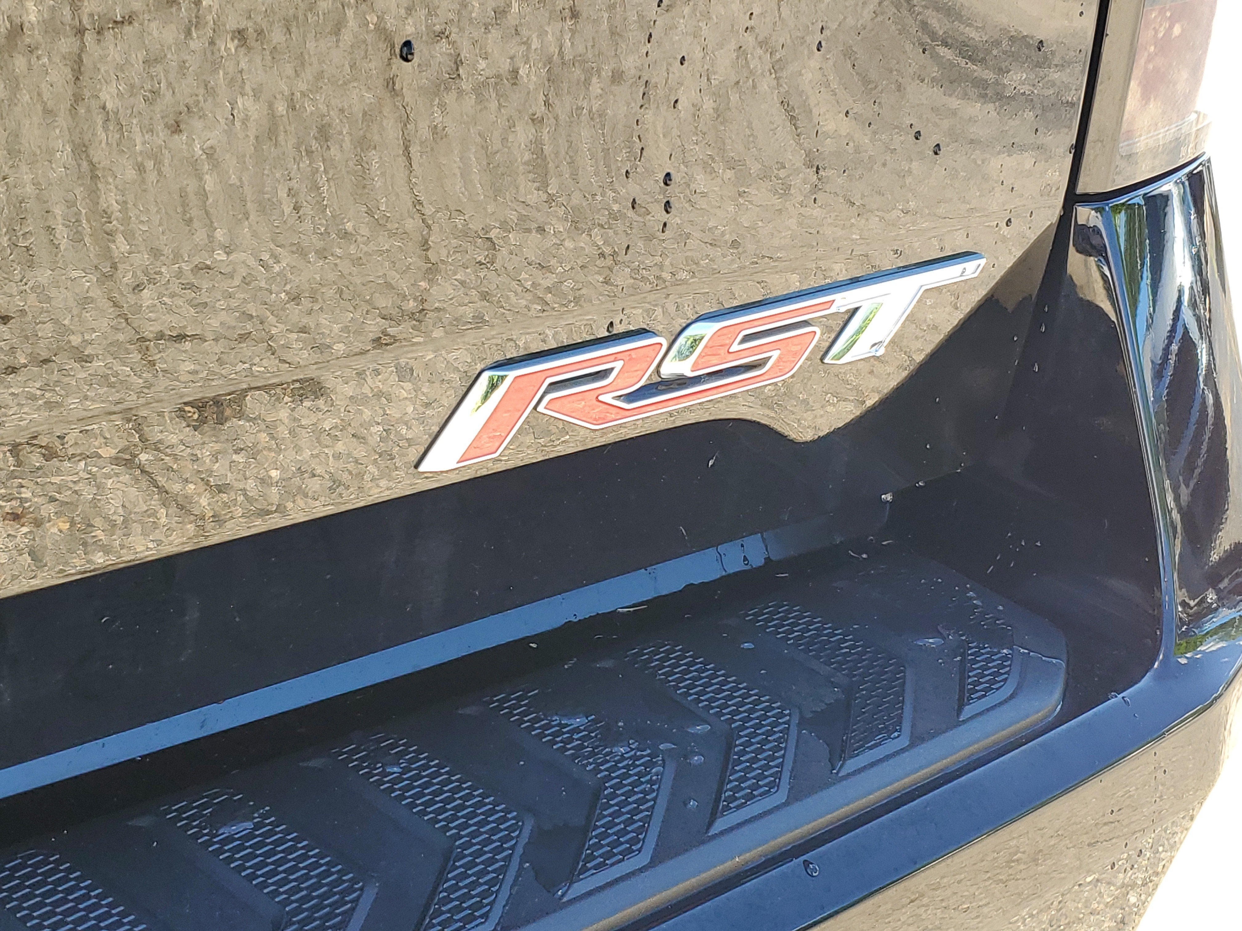 2025 Chevrolet Silverado EV RST - Max Range