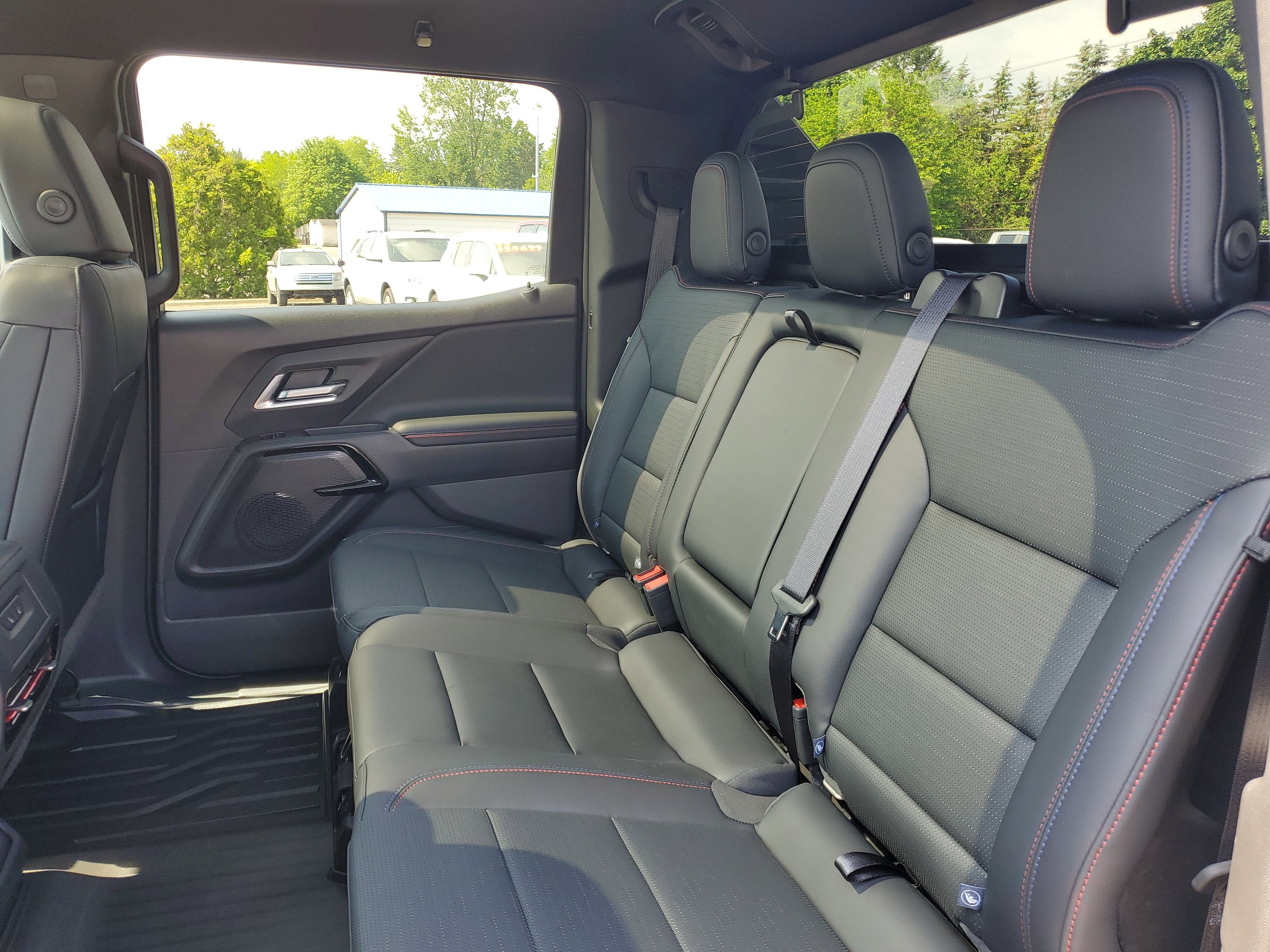 2025 Chevrolet Silverado EV RST - Max Range