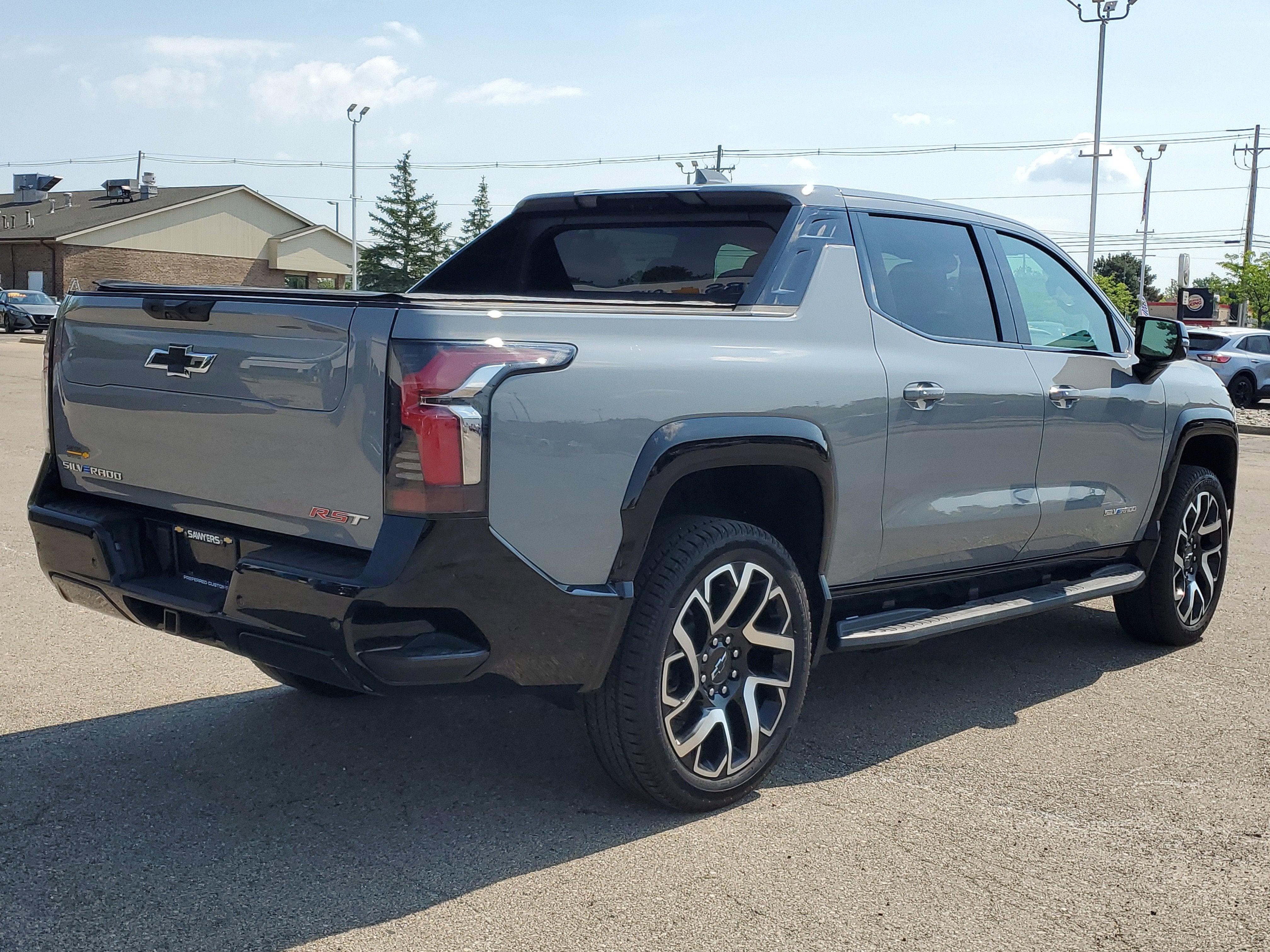 2025 Chevrolet Silverado EV RST - Max Range