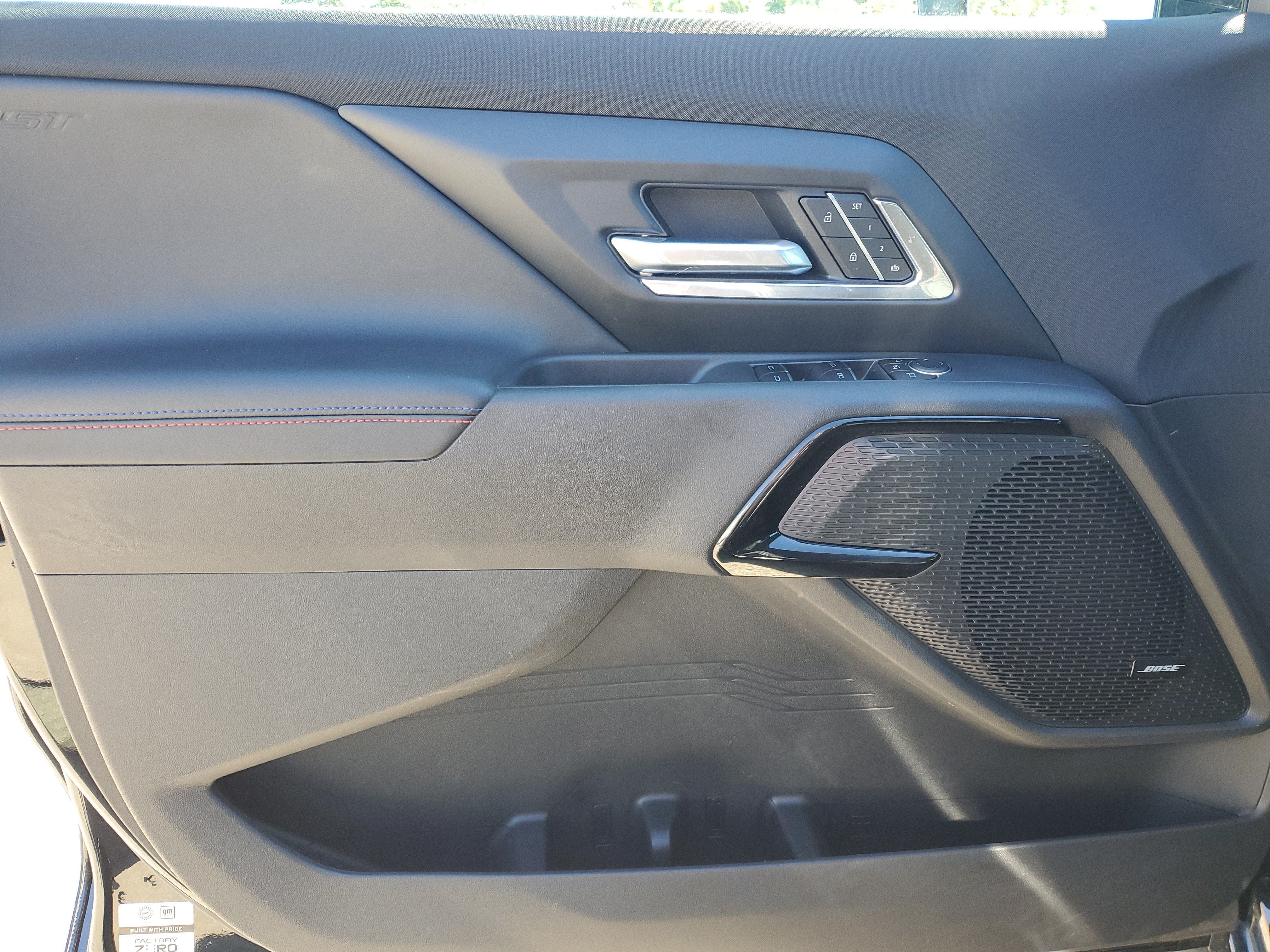 2025 Chevrolet Silverado EV RST - Max Range