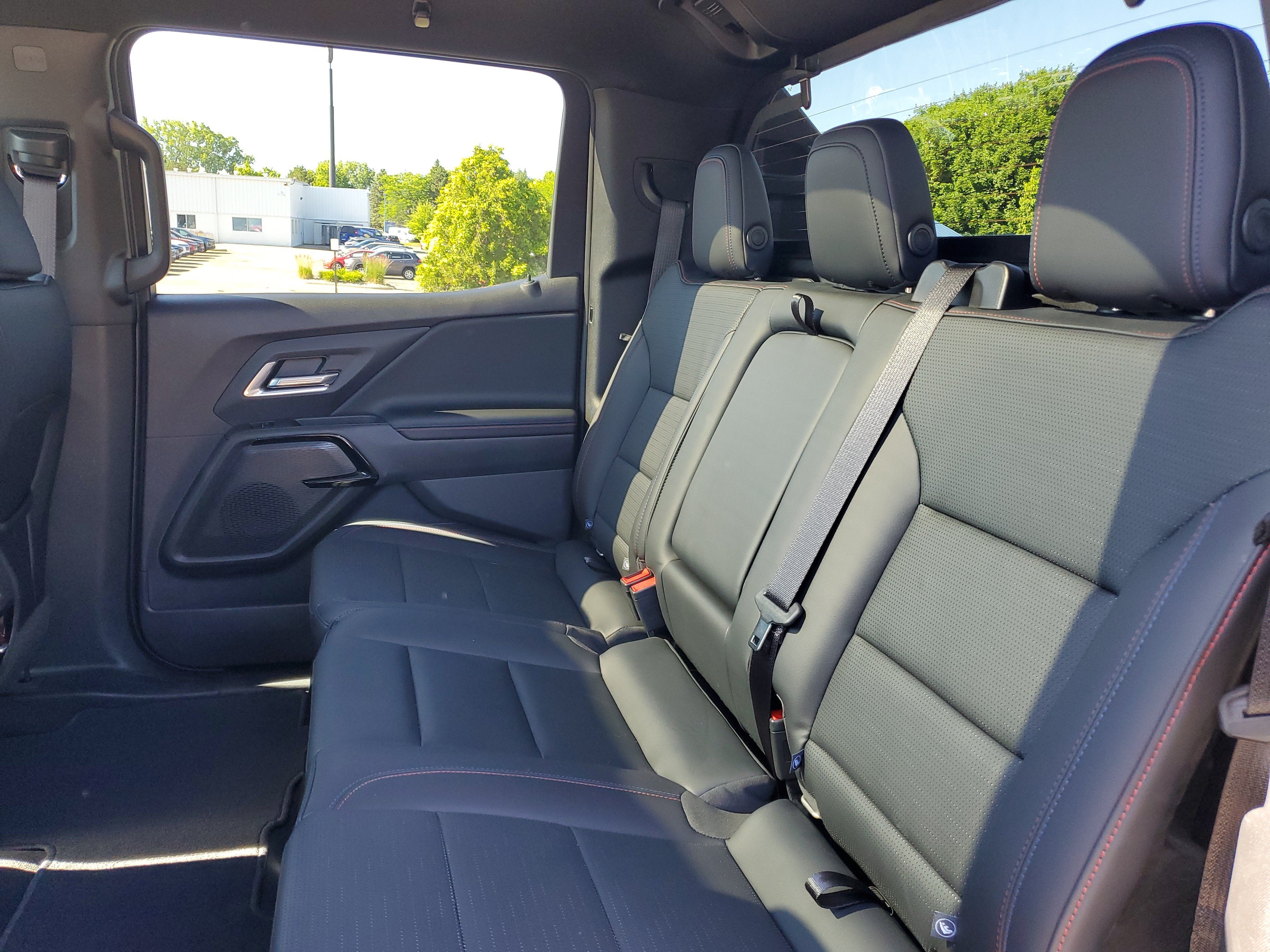 2025 Chevrolet Silverado EV RST - Max Range