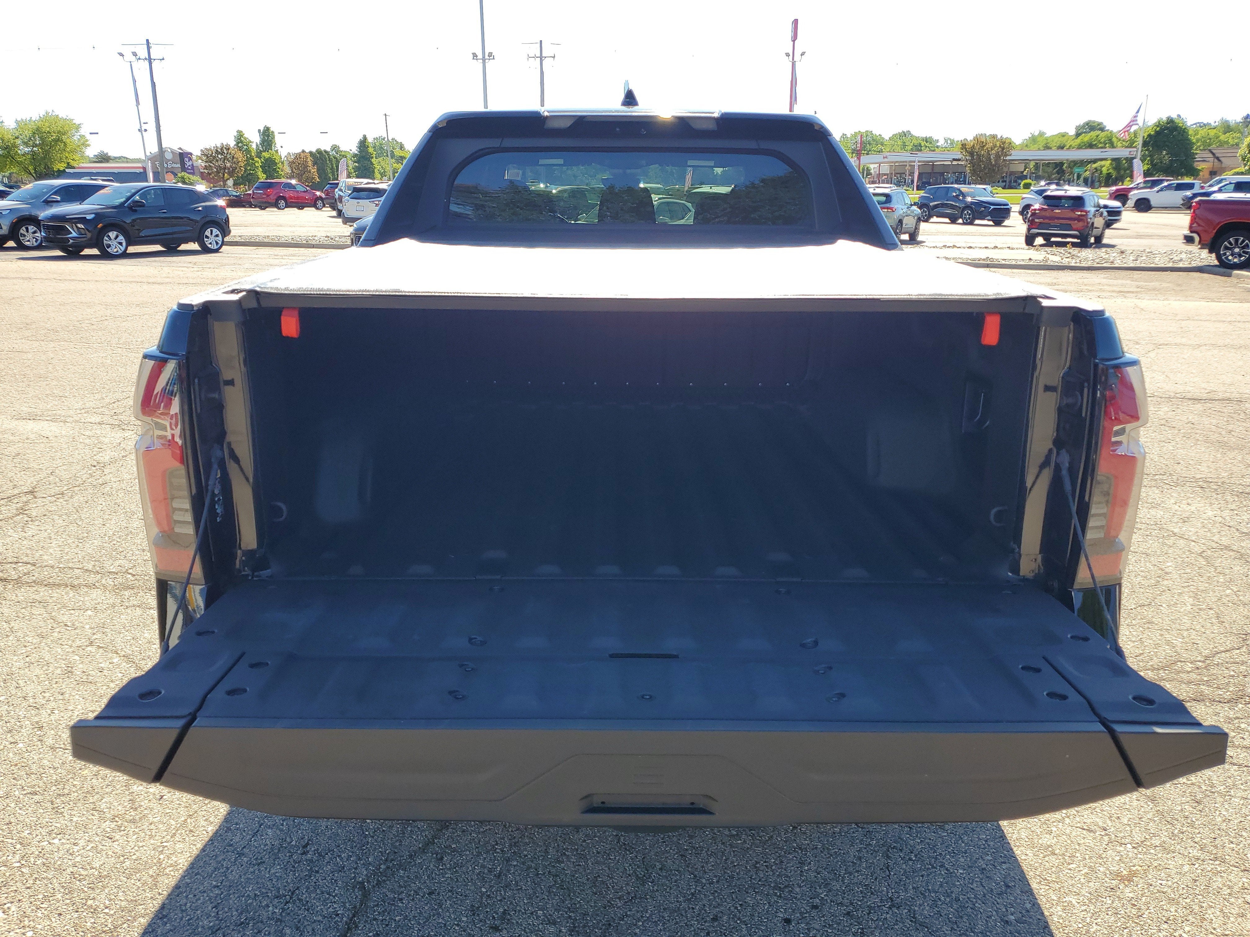 2025 Chevrolet Silverado EV RST - Max Range
