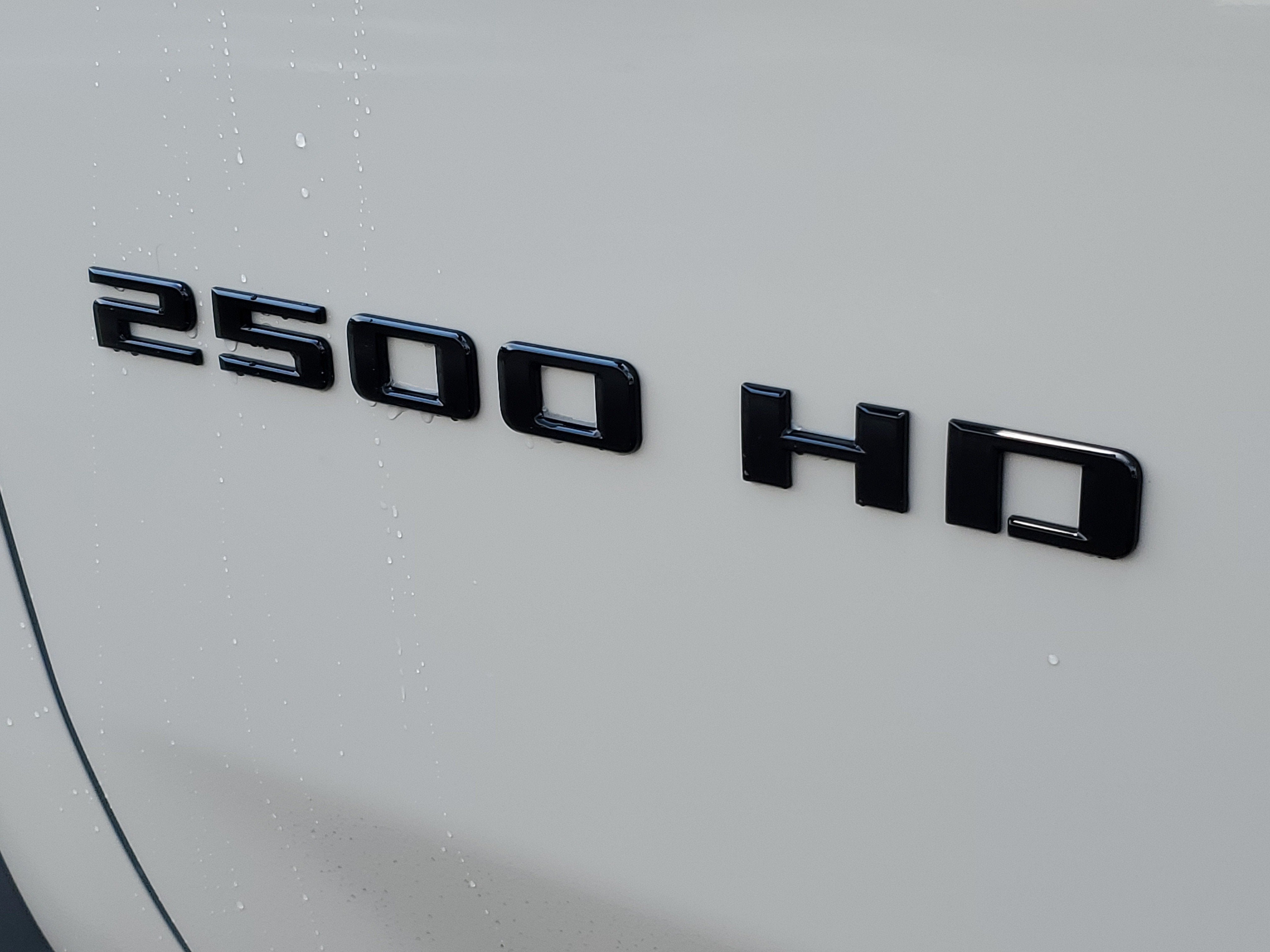 2026 Chevrolet Silverado 2500 HD ZR2 - Photo 35