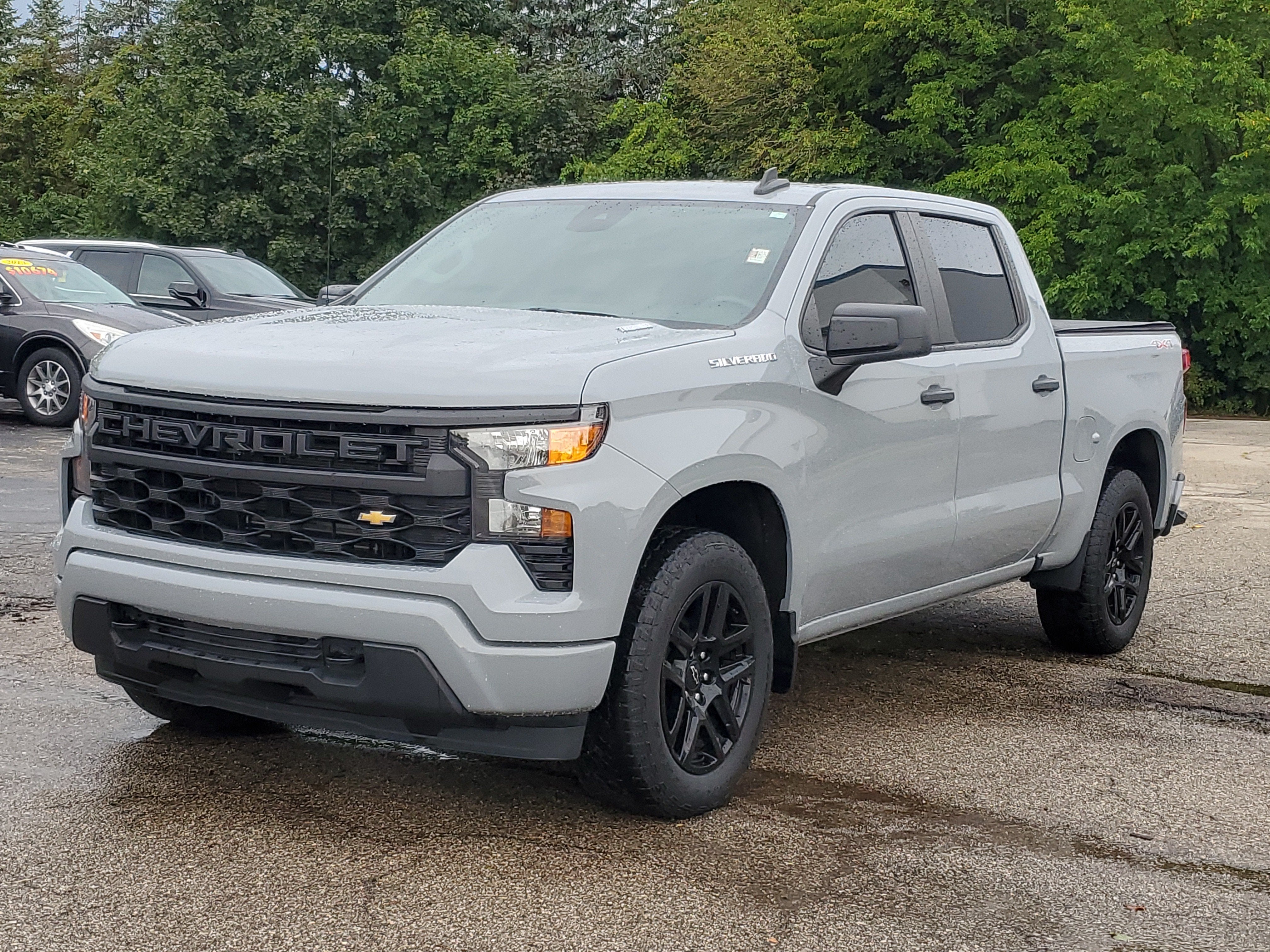 2024 Chevrolet Silverado 1500 Custom