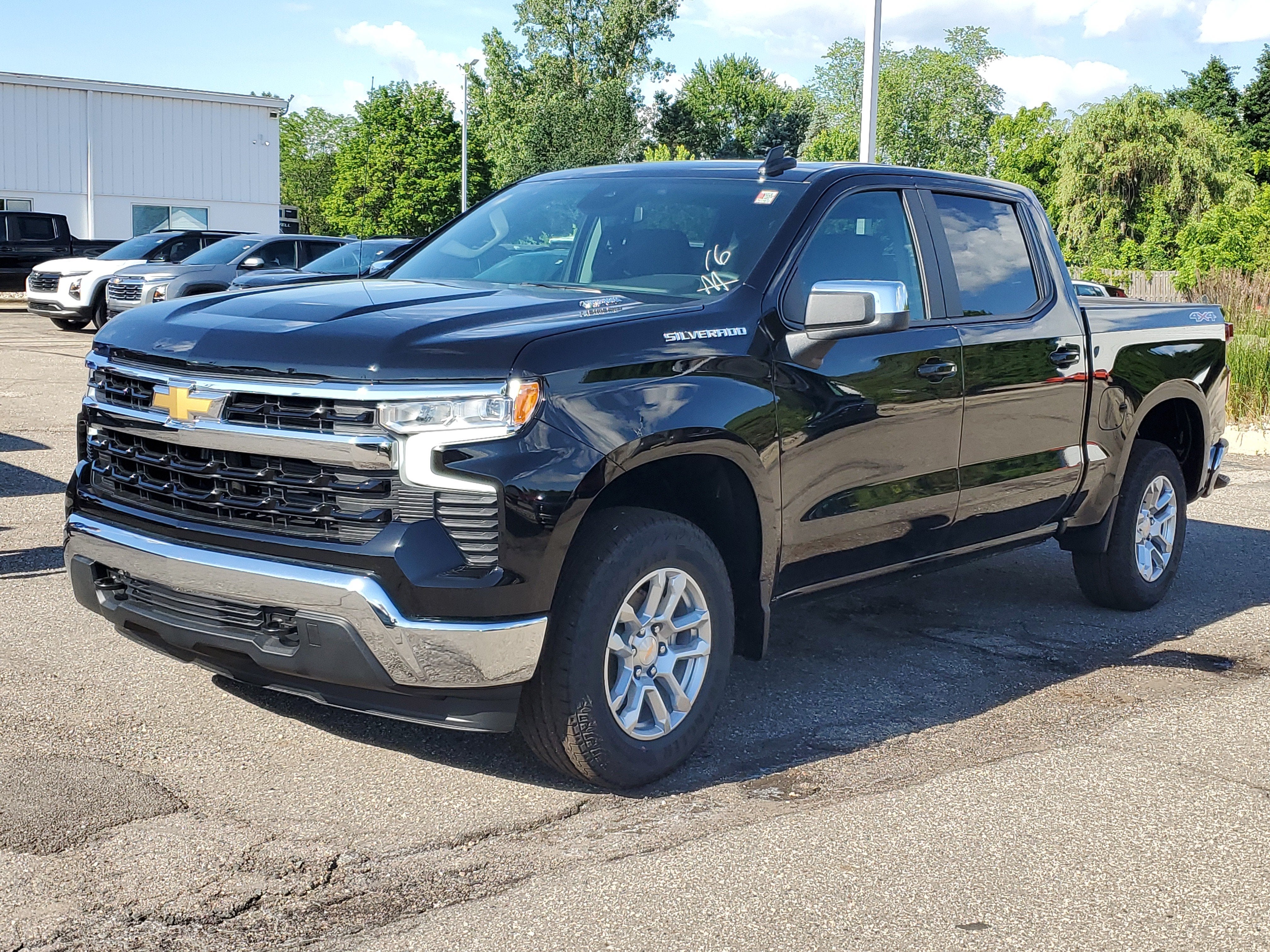 2026 Chevrolet Silverado 1500 LT (2FL)