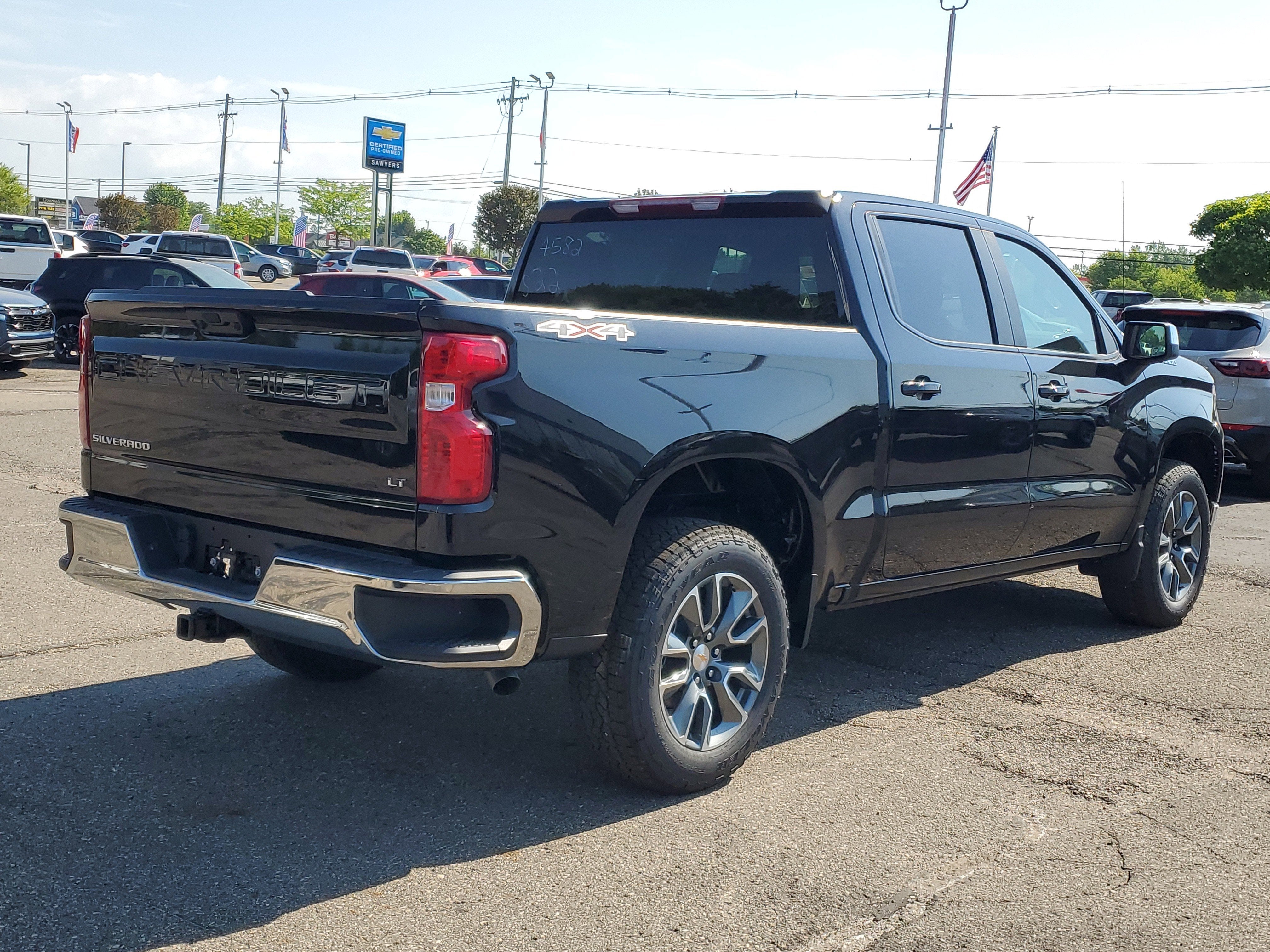 2026 Chevrolet Silverado 1500 LT (2FL)