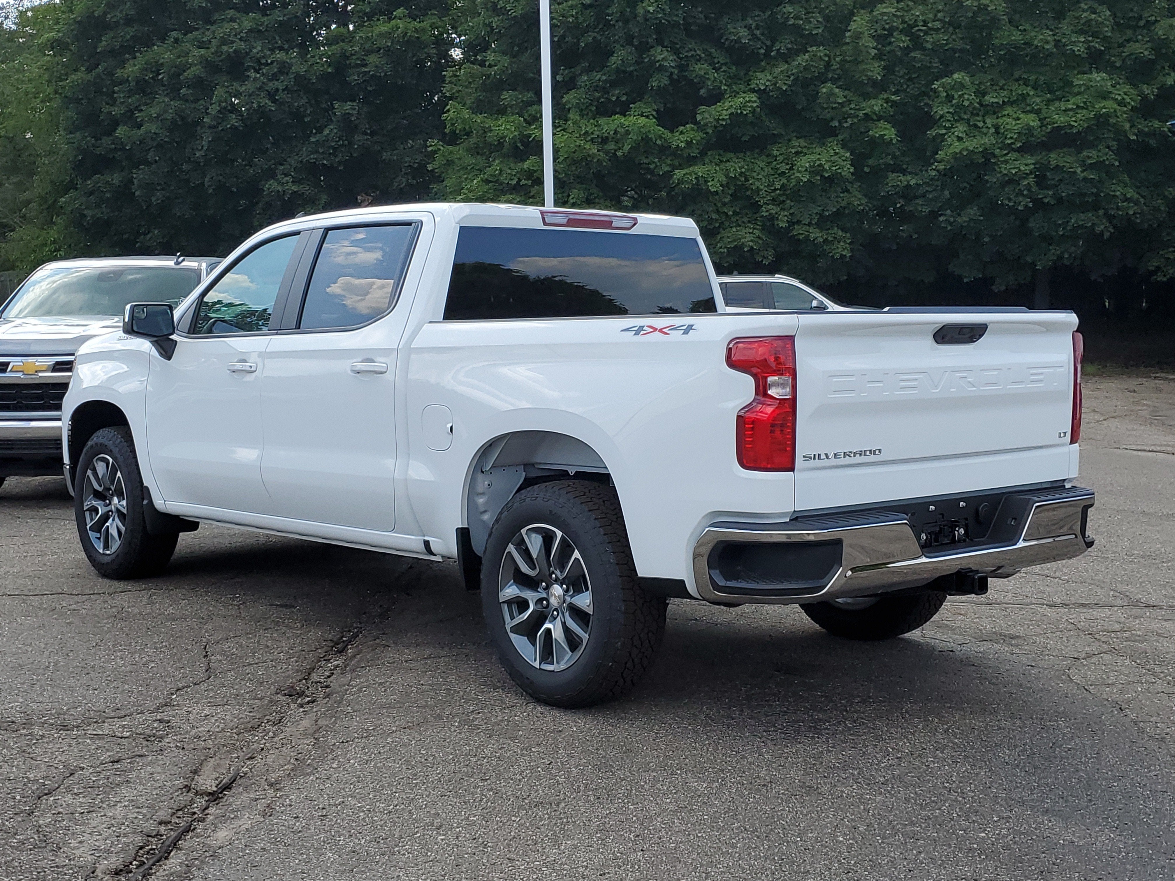 2026 Chevrolet Silverado 1500 LT (2FL)
