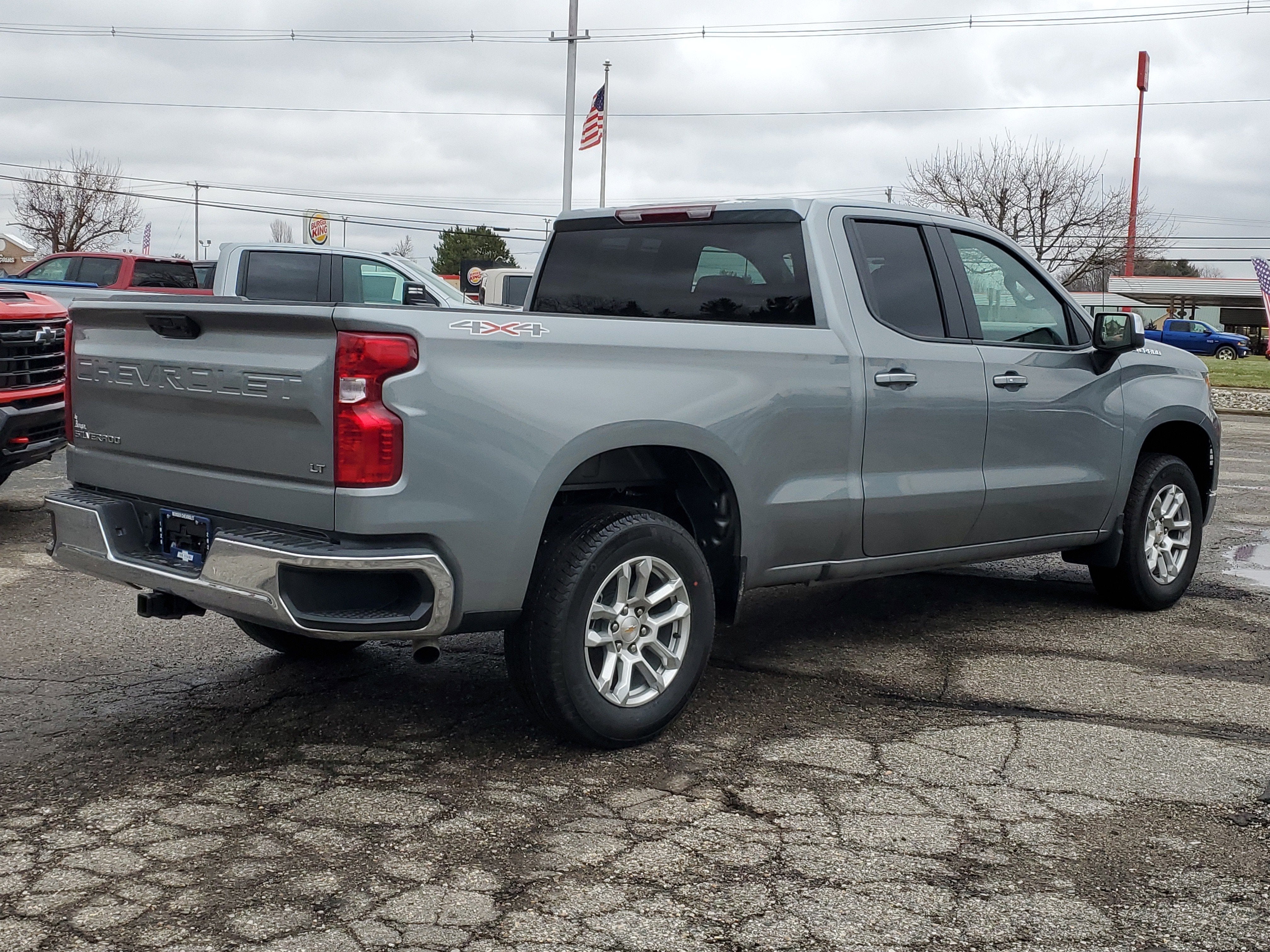 2026 Chevrolet Silverado 1500 LT (2FL)