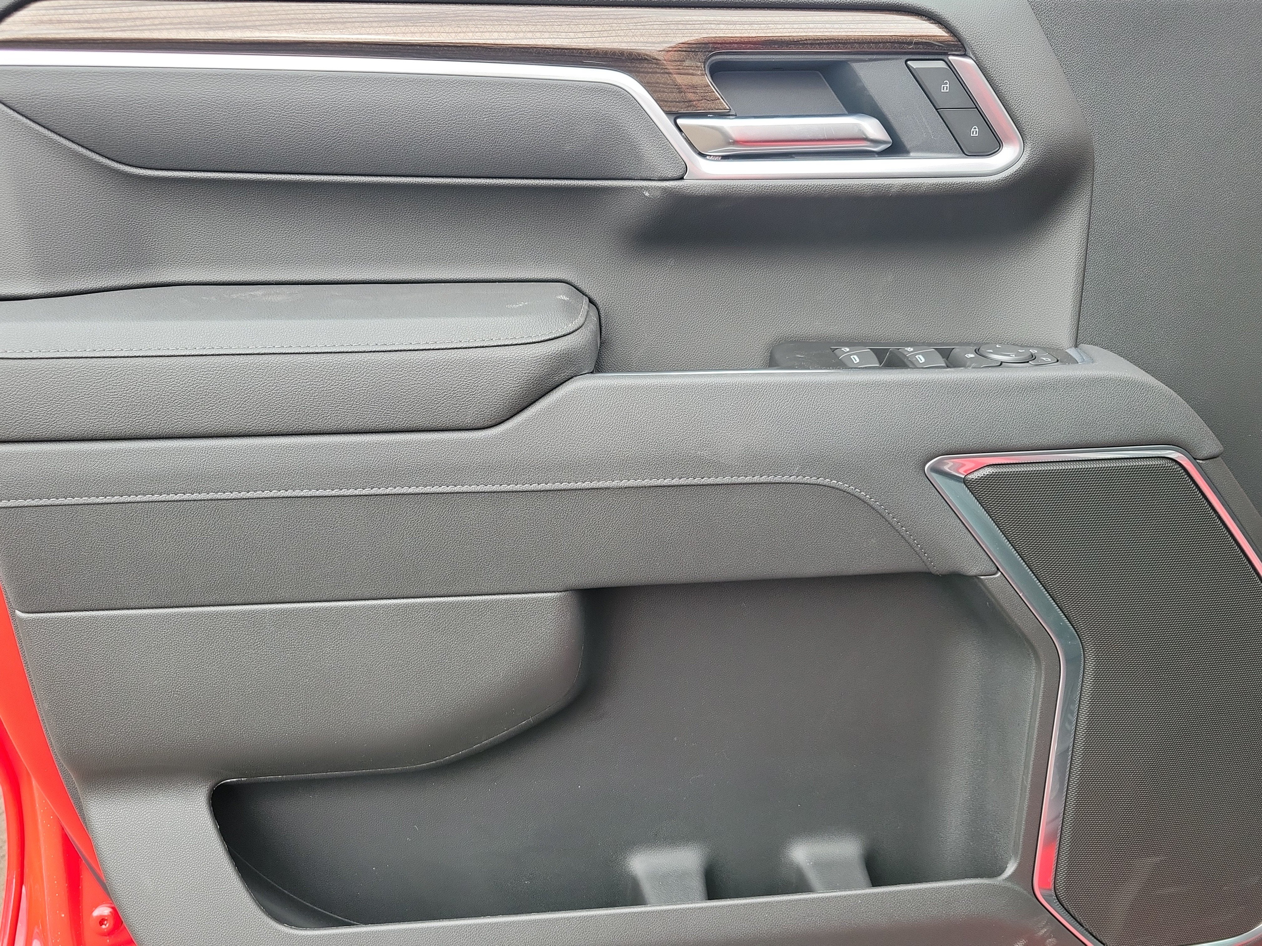 2026 Chevrolet Silverado 1500 LT - Photo 10