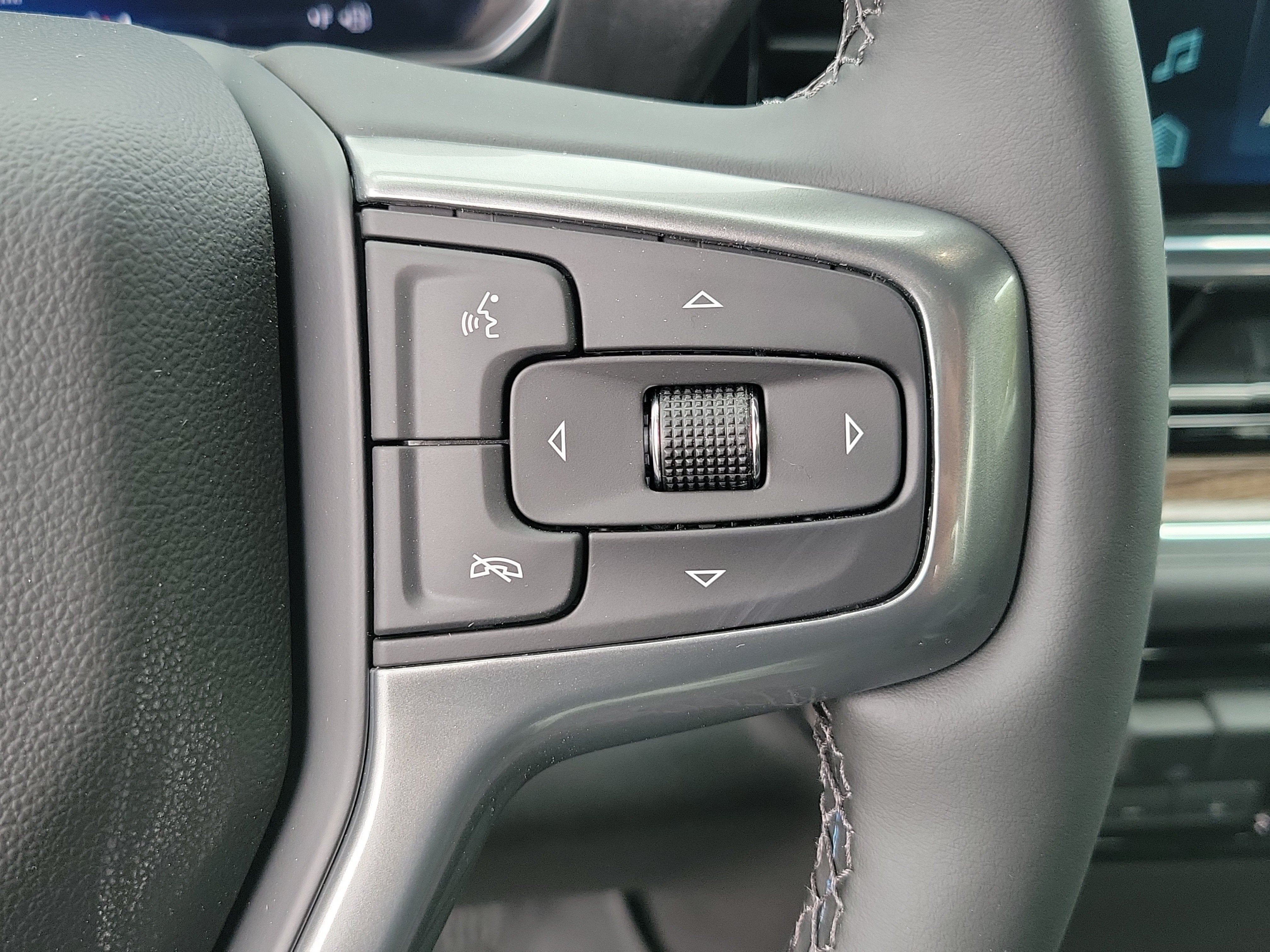 2026 Chevrolet Silverado 1500 LT - Photo 15