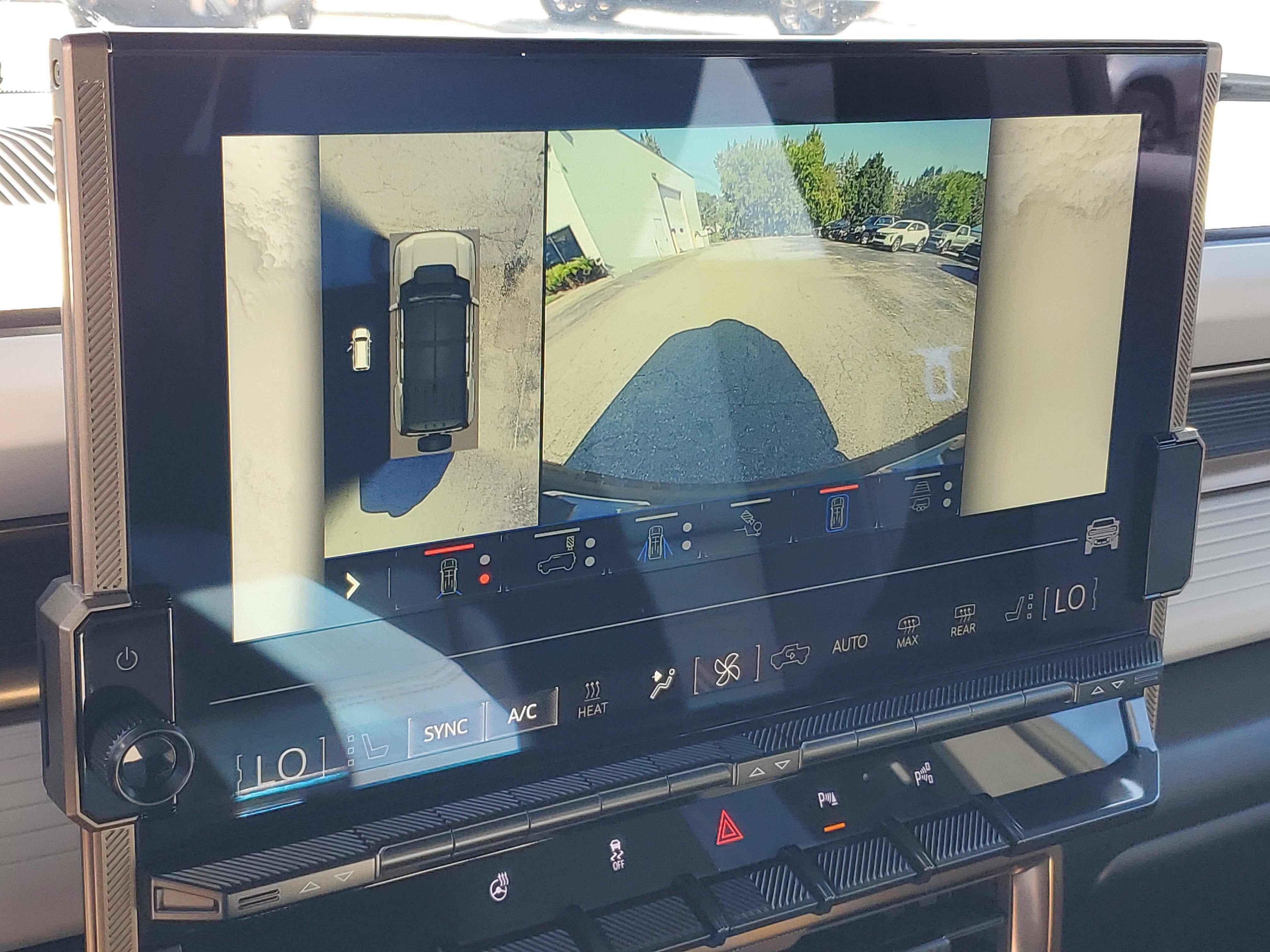 2025 GMC HUMMER EV SUV 3X