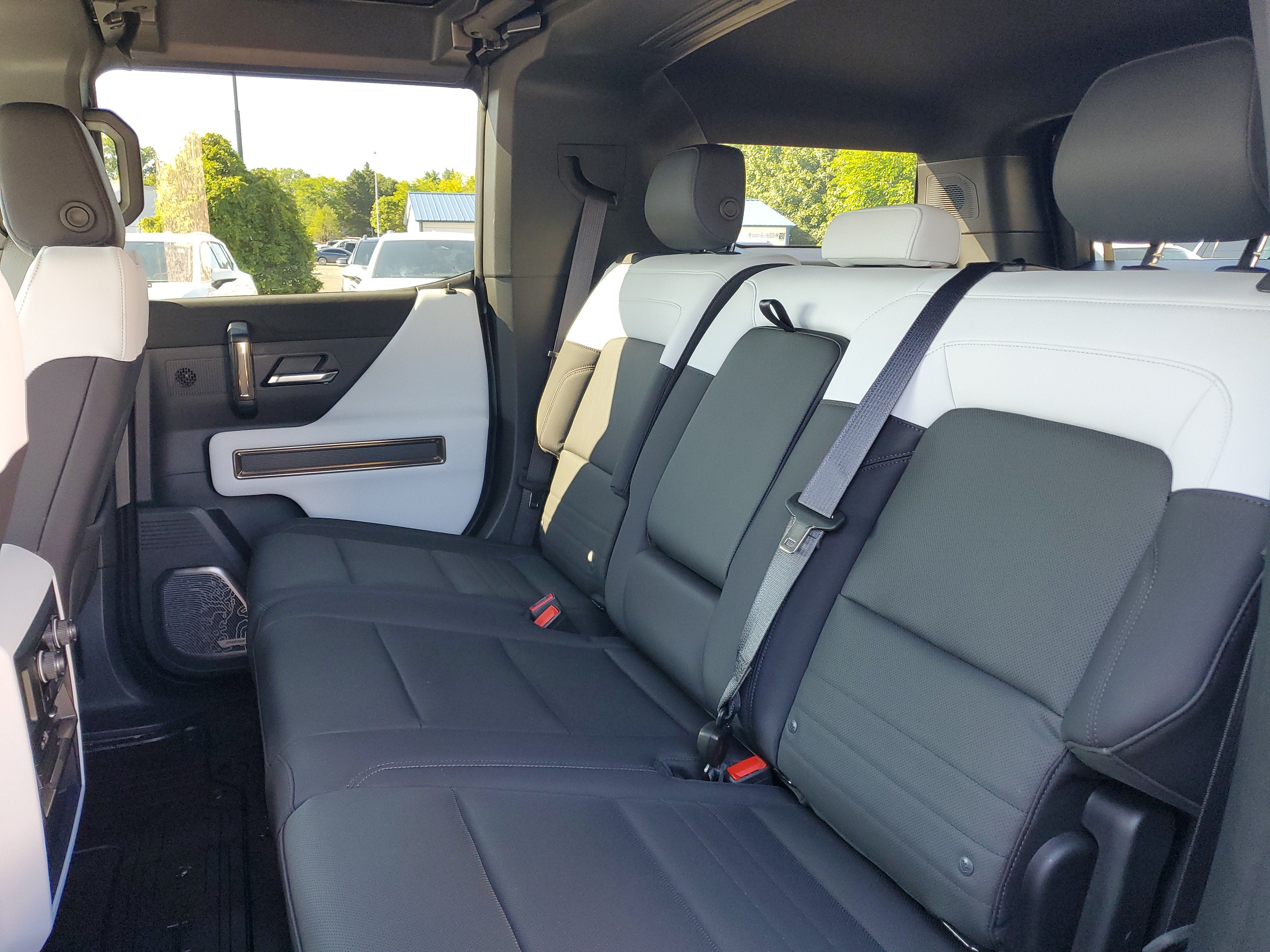 2025 GMC HUMMER EV SUV 3X