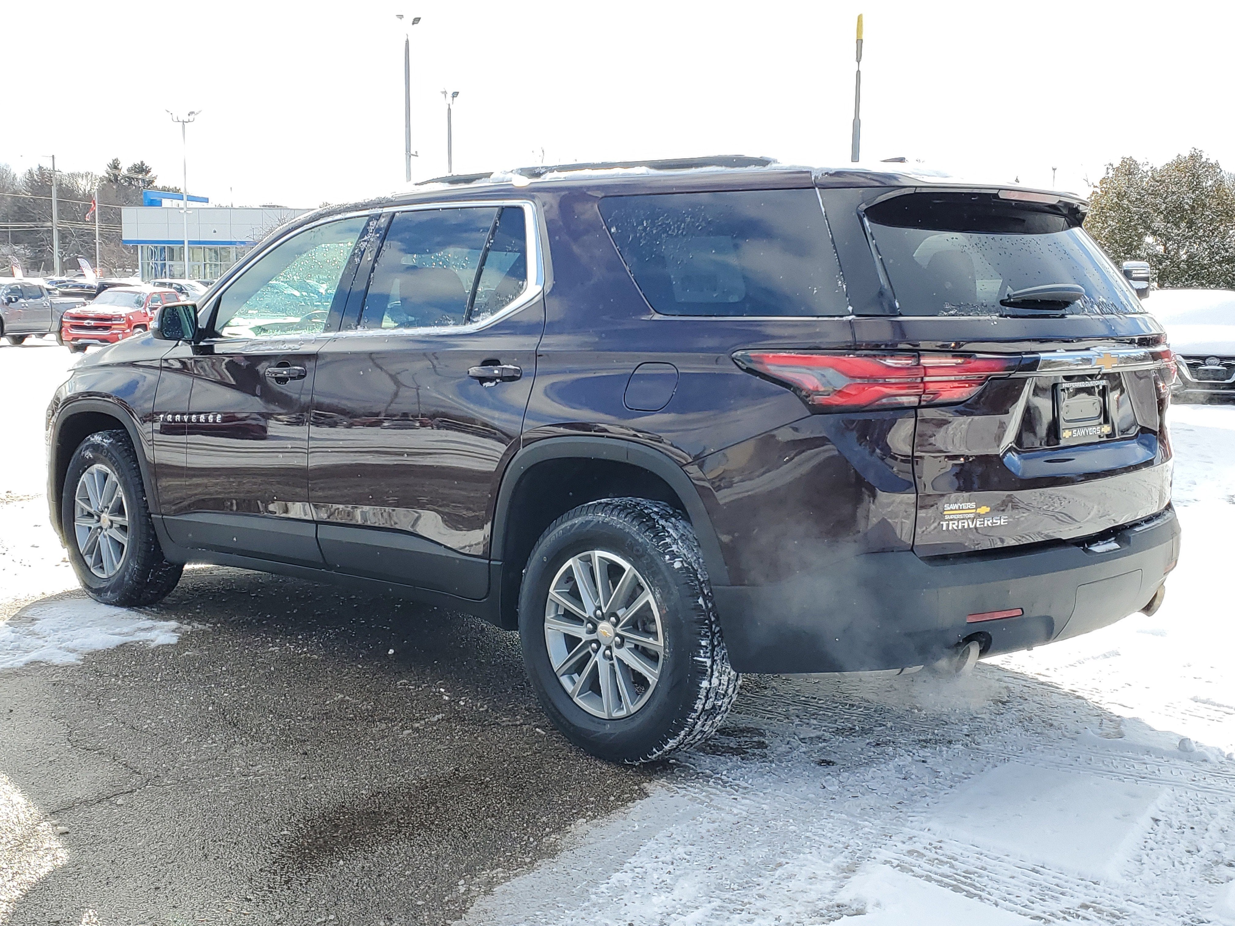 2023 Chevrolet Traverse LT Cloth