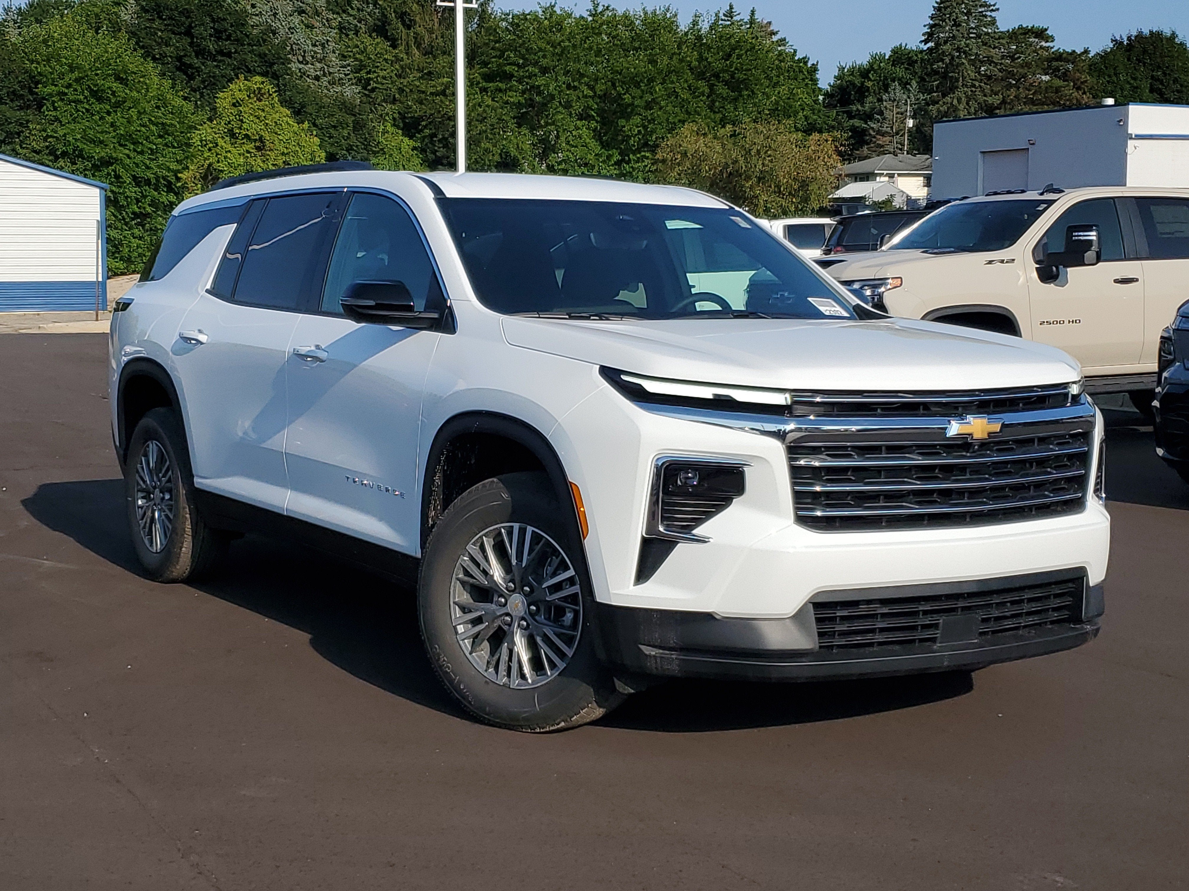 2027 Chevrolet Traverse LT