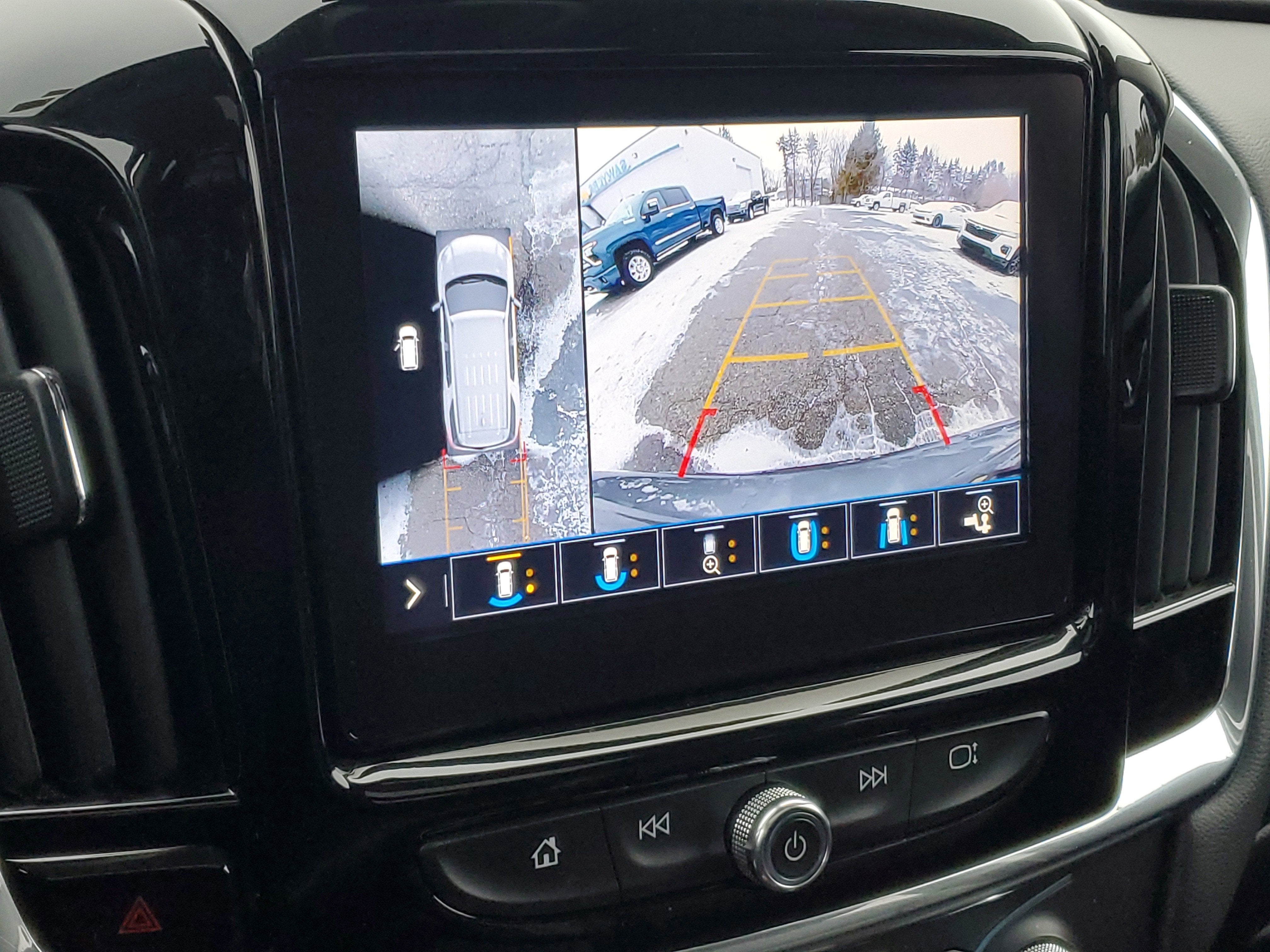 2020 Chevrolet Traverse LT Leather