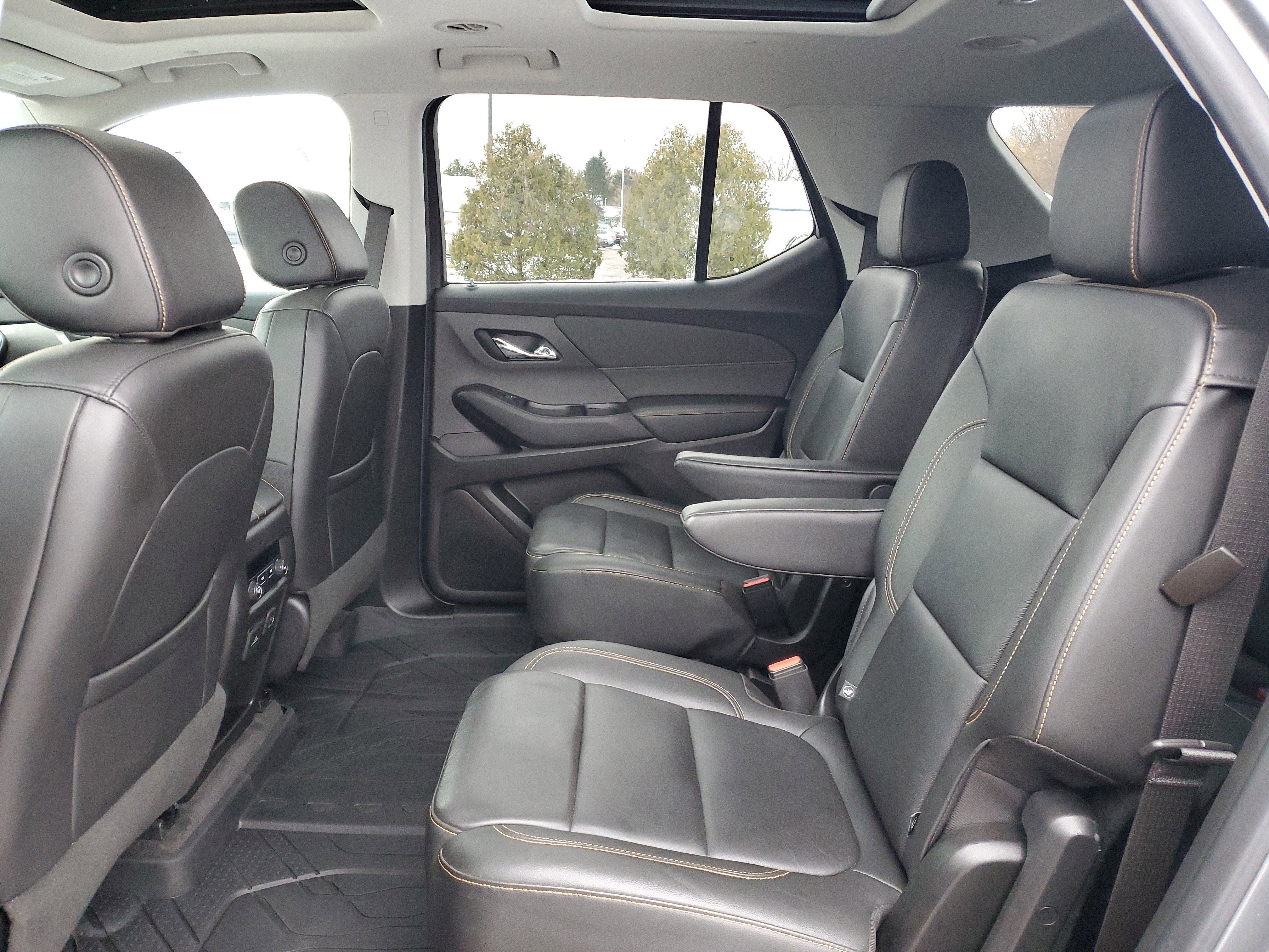 2020 Chevrolet Traverse LT Leather