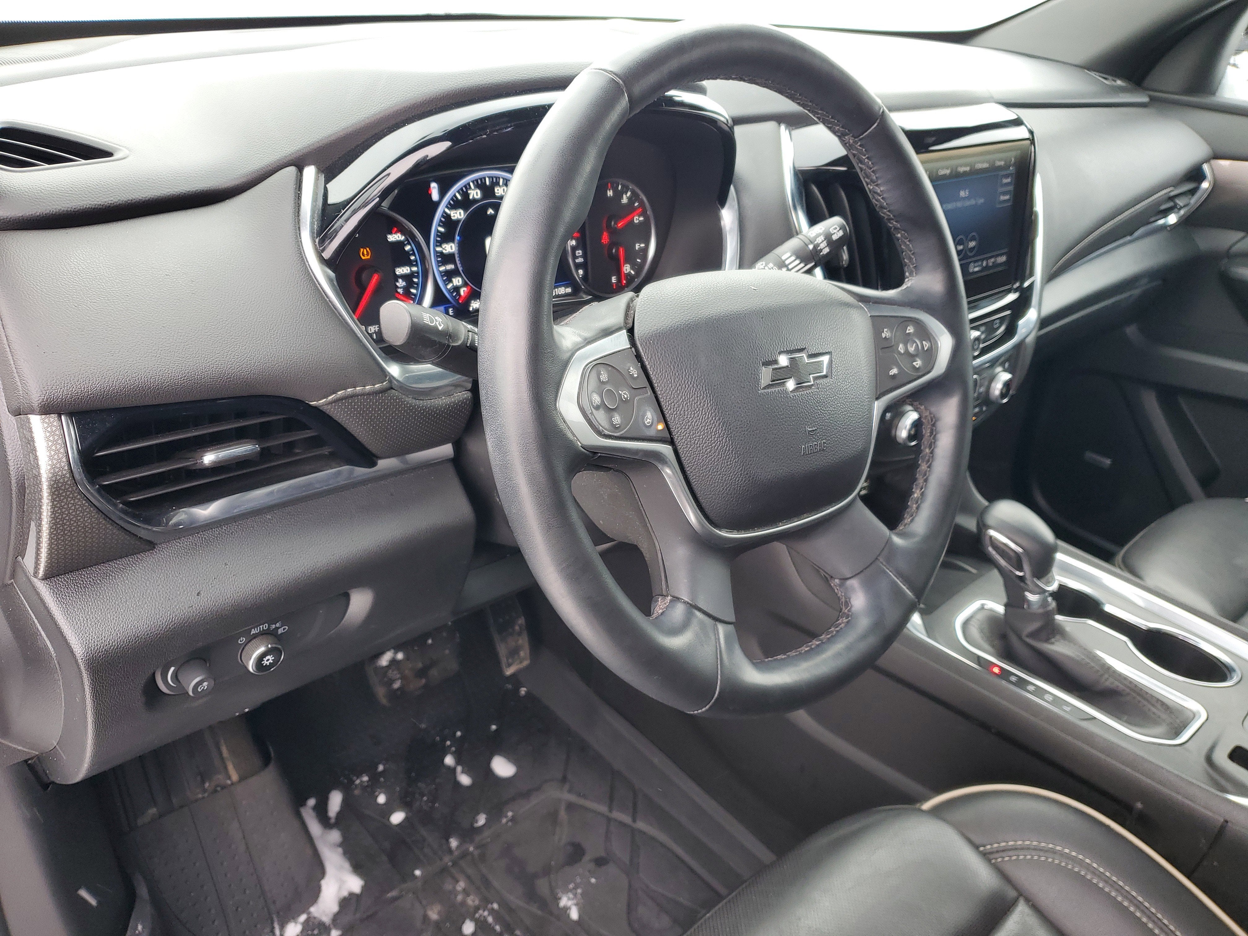 2023 Chevrolet Traverse Premier