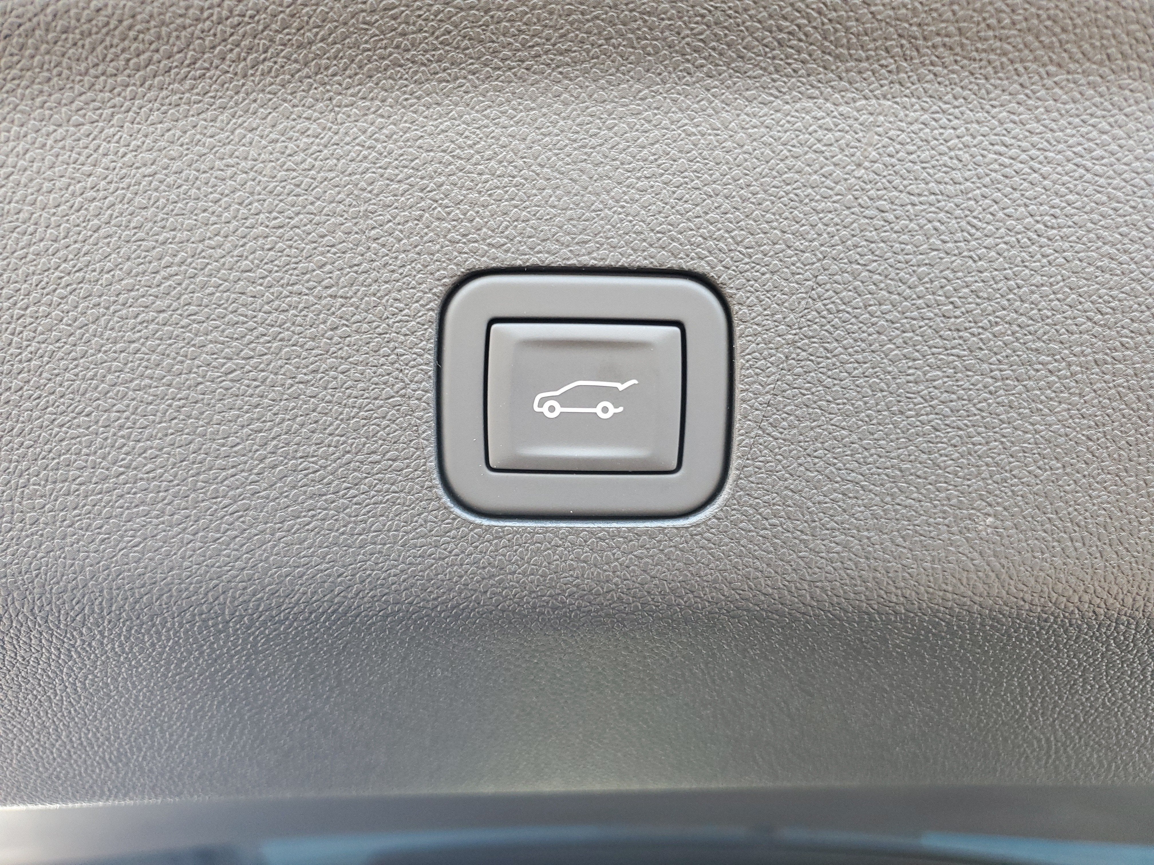 2026 Chevrolet Suburban High Country - Photo 32