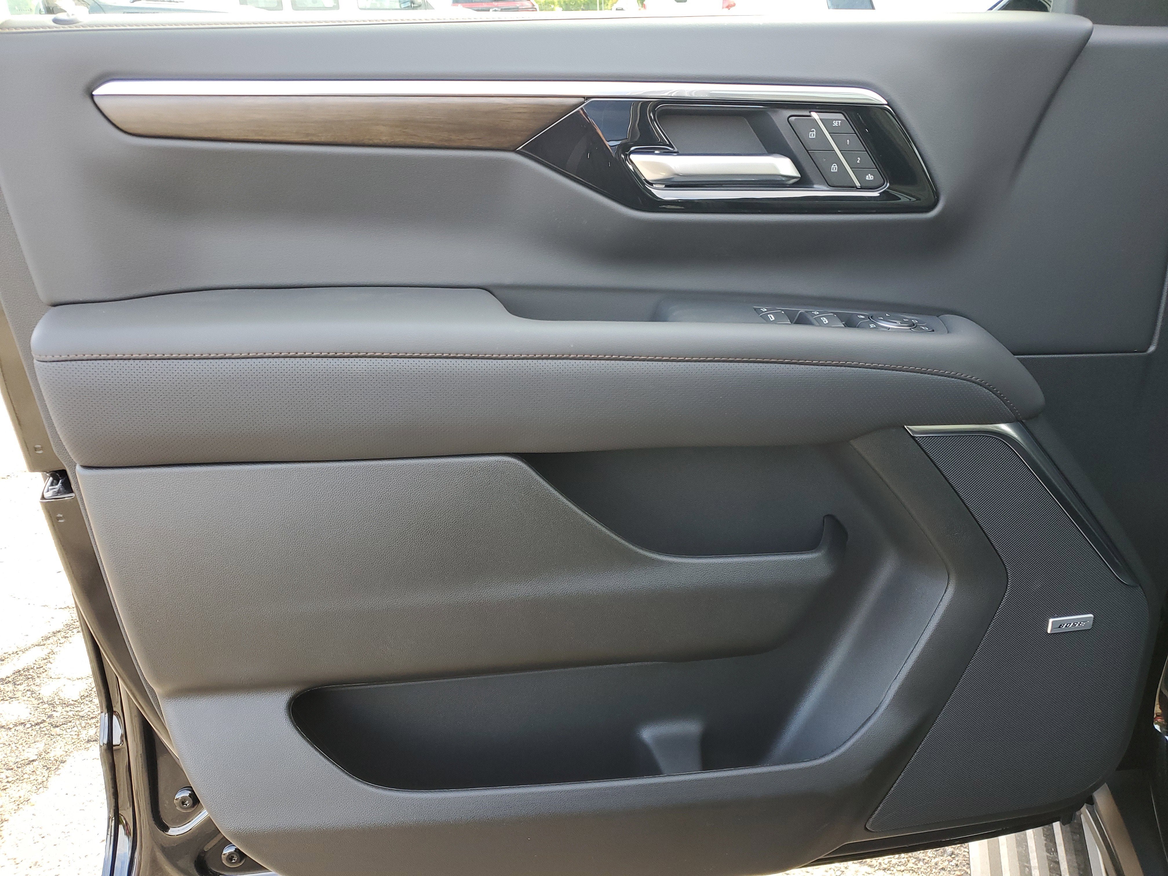 2025 Chevrolet Suburban High Country