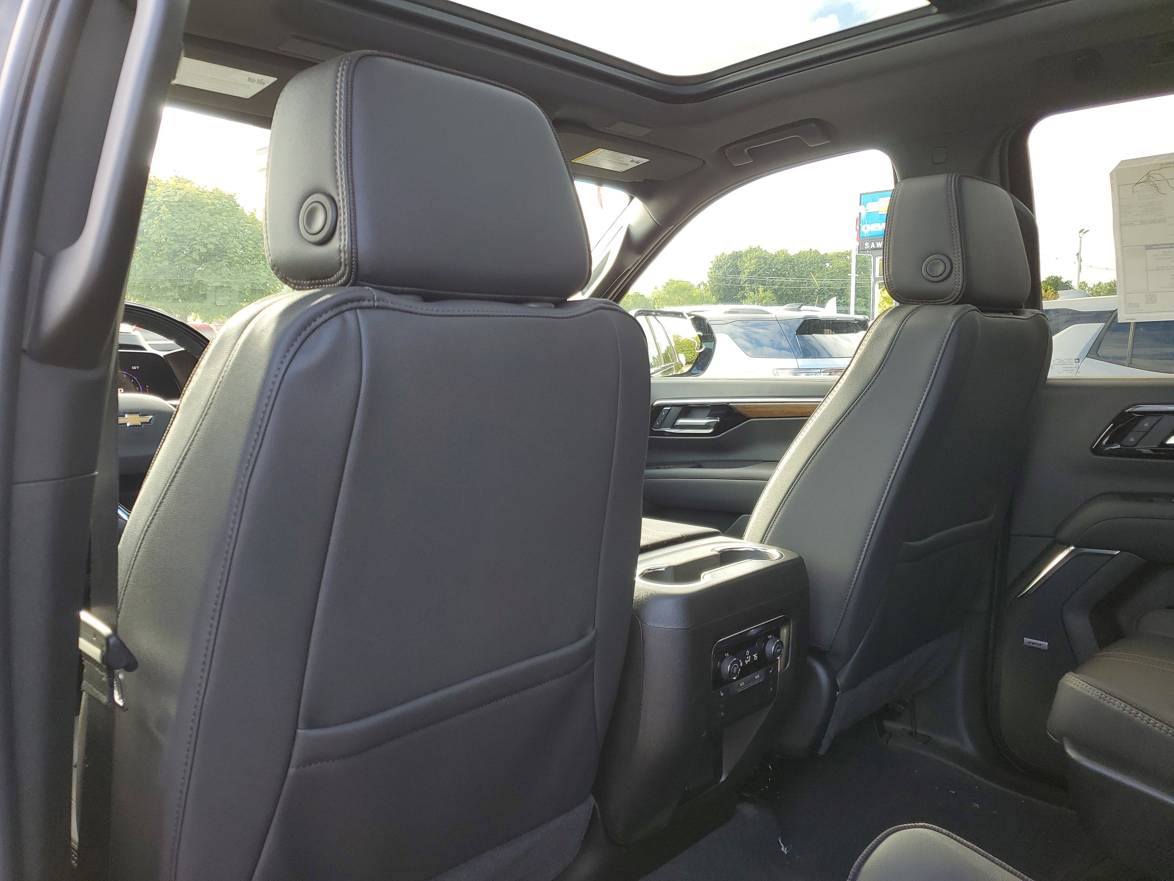 2025 Chevrolet Suburban High Country